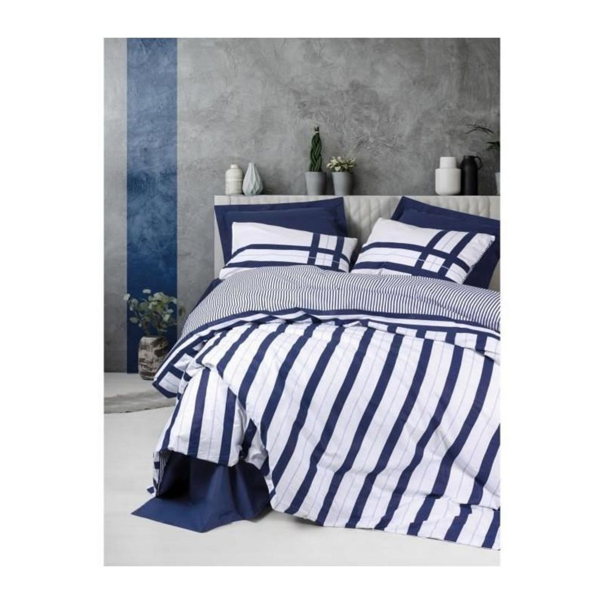 GENERIQUE Parure de lit - 129CTN64487 - 1 housse de couette 220 x 240 cm + 2 taies d'oreiller 60 x 60 cm - 100% coton ranforcé - Bleu