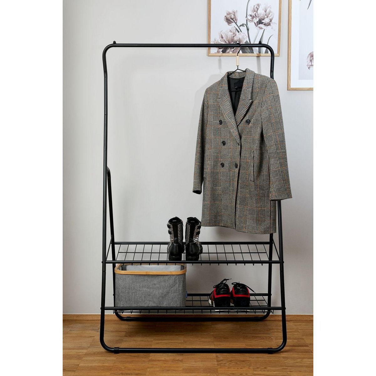 Wenko Penderie portant à vêtments design métal Shiva - L. 92 x H. 159 cm - Noir