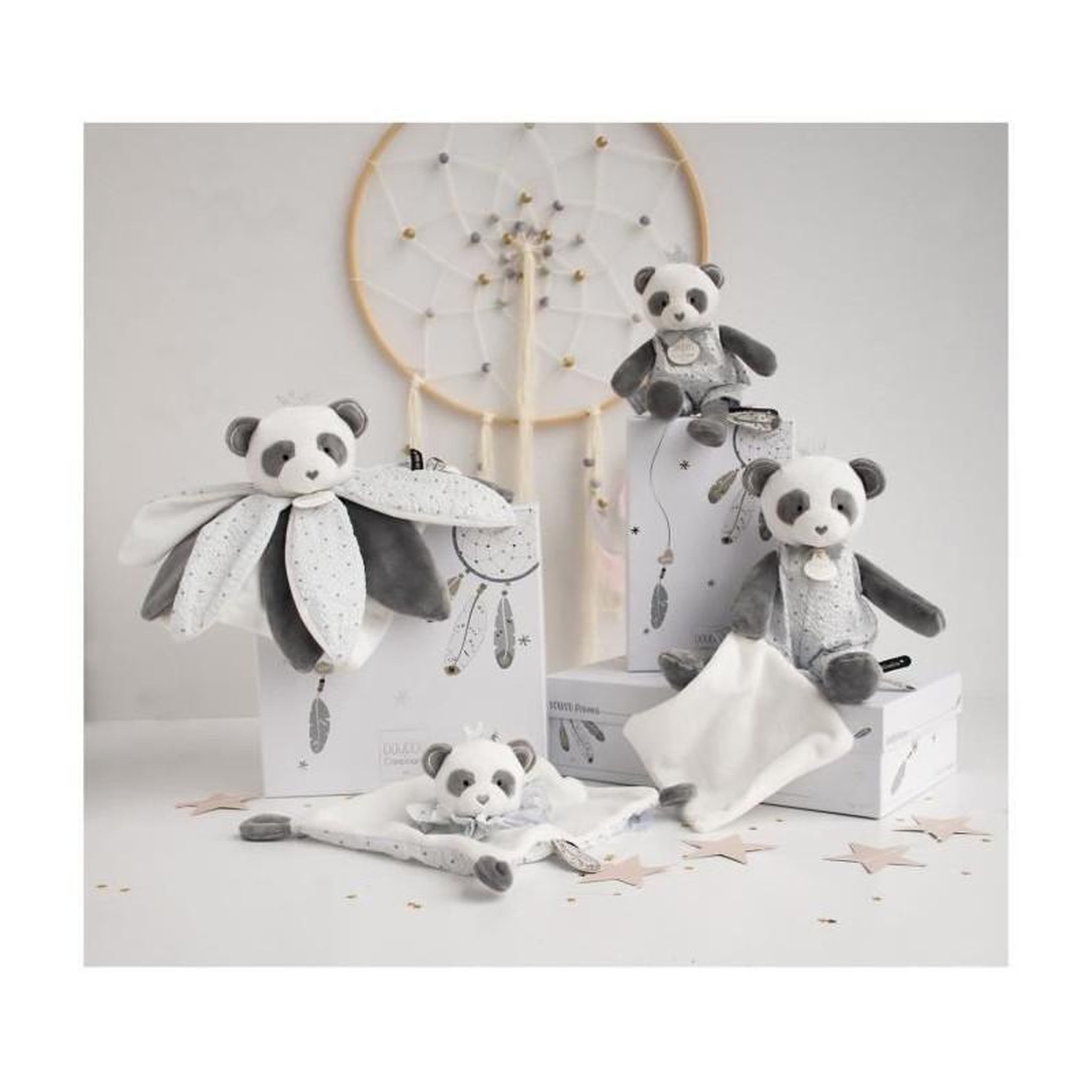 Voir la diapositive 4 : DOUDOU ET COMPAGNIE DOUDOU ET COMPAGNIE Attrape-reve - Pantin Panda 20cm