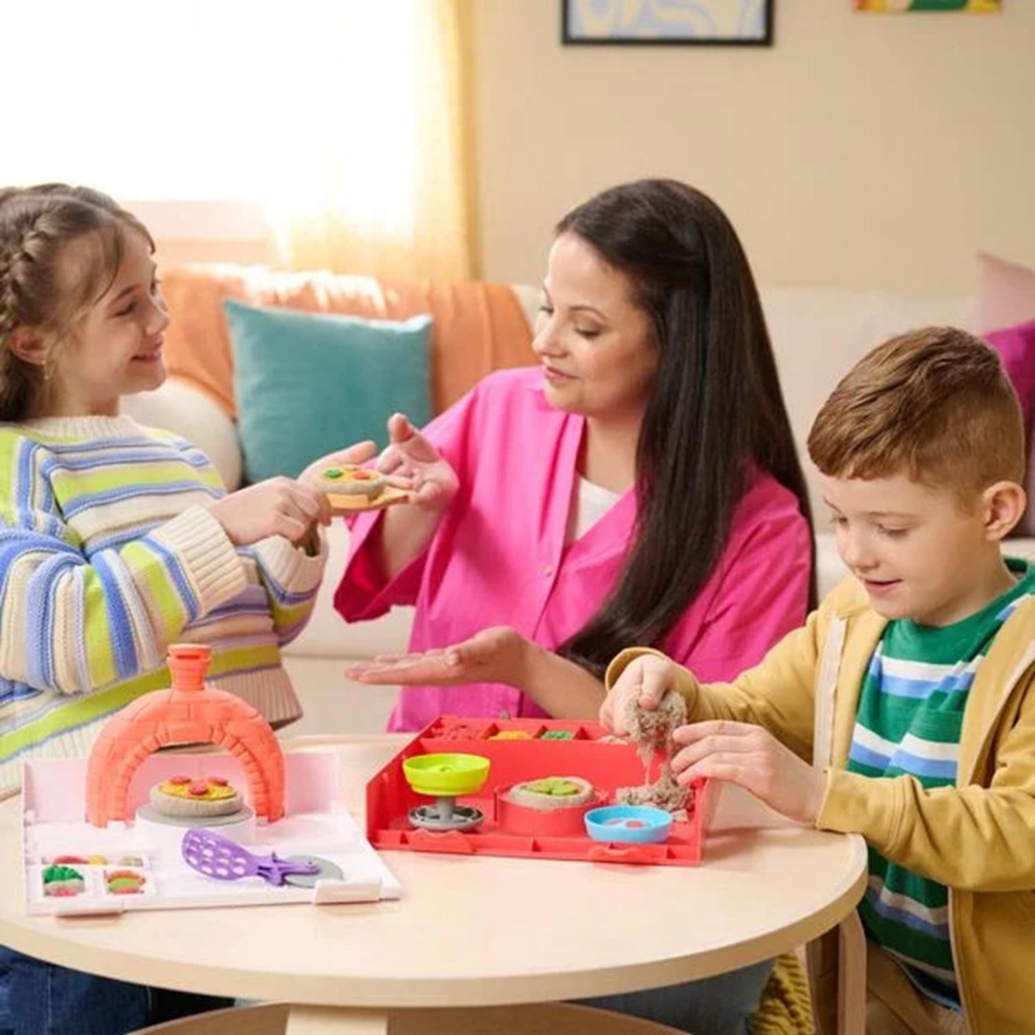 Voir la diapositive 5 : SPIN MASTER Kinetic Sand ATELIER A PIZZA MAGIQUE 453 G