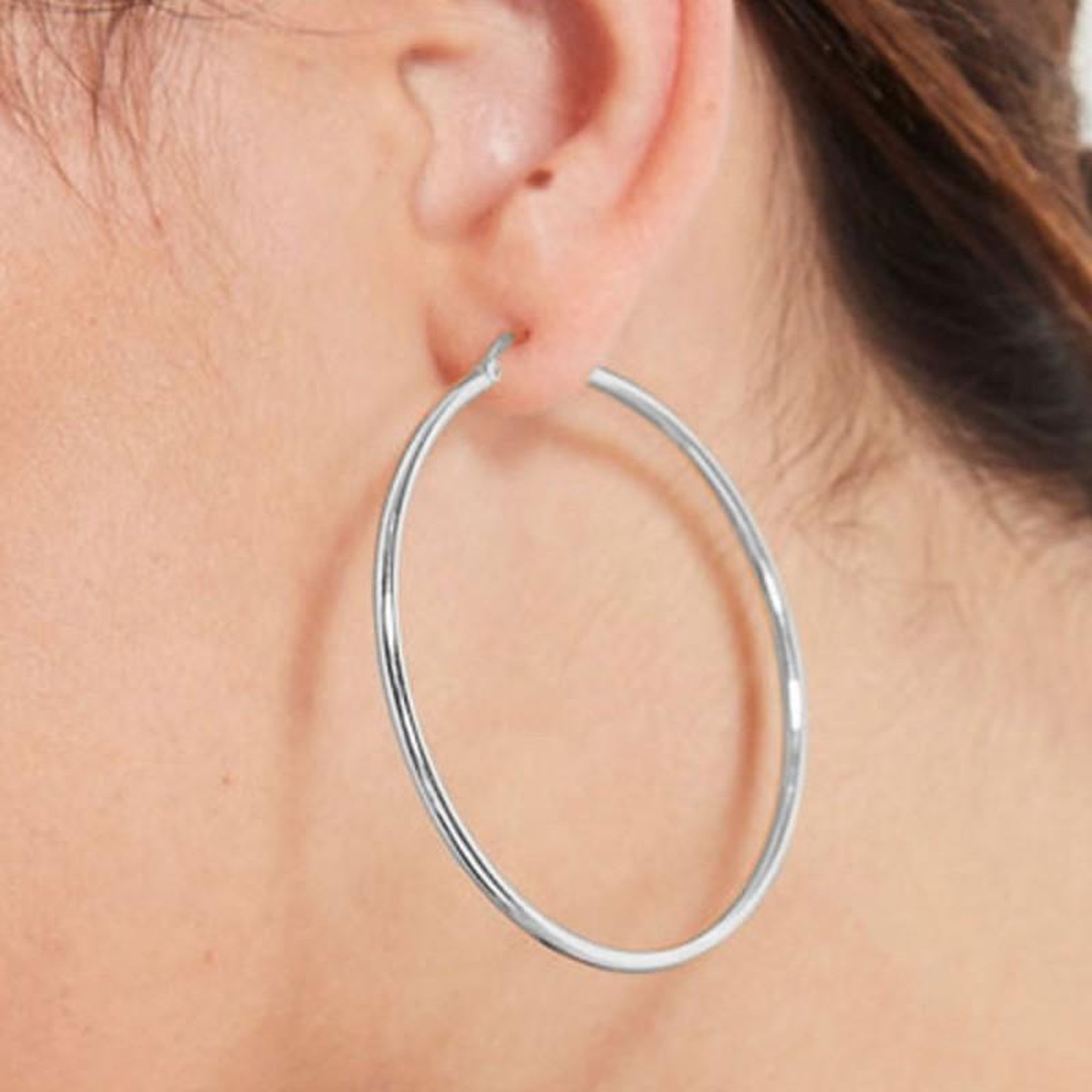 Voir la diapositive 2 : L'ATELIER D'AZUR Boucles d'Oreilles Créoles Or 18 Carats 750/000 Blanc - 4cm
