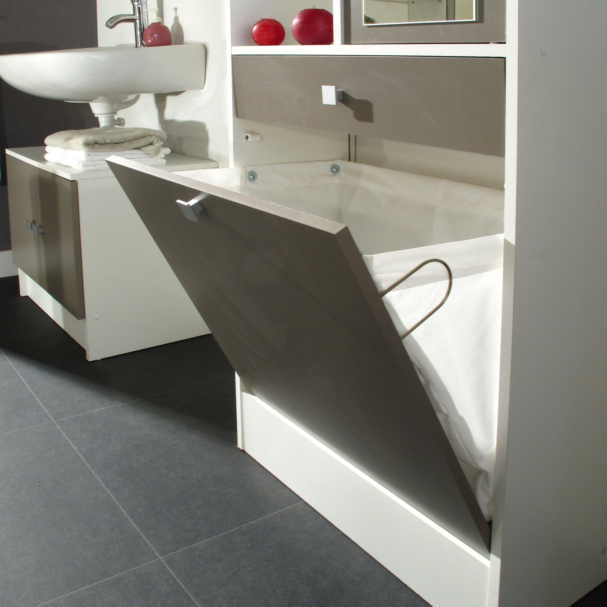 Voir la diapositive 4 : Armoire salle de bain taupe - MODENA