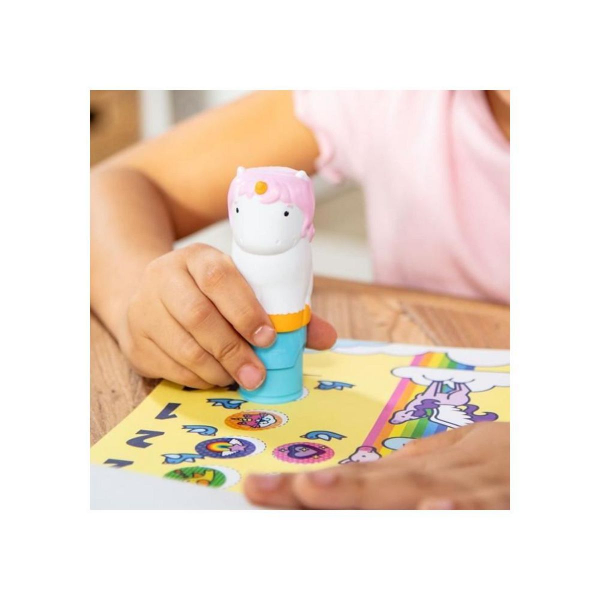 MELISSA & DOUG Pack tampon d'autocollants + bloc d'activités Stickers Wow - Mélissa & Doug