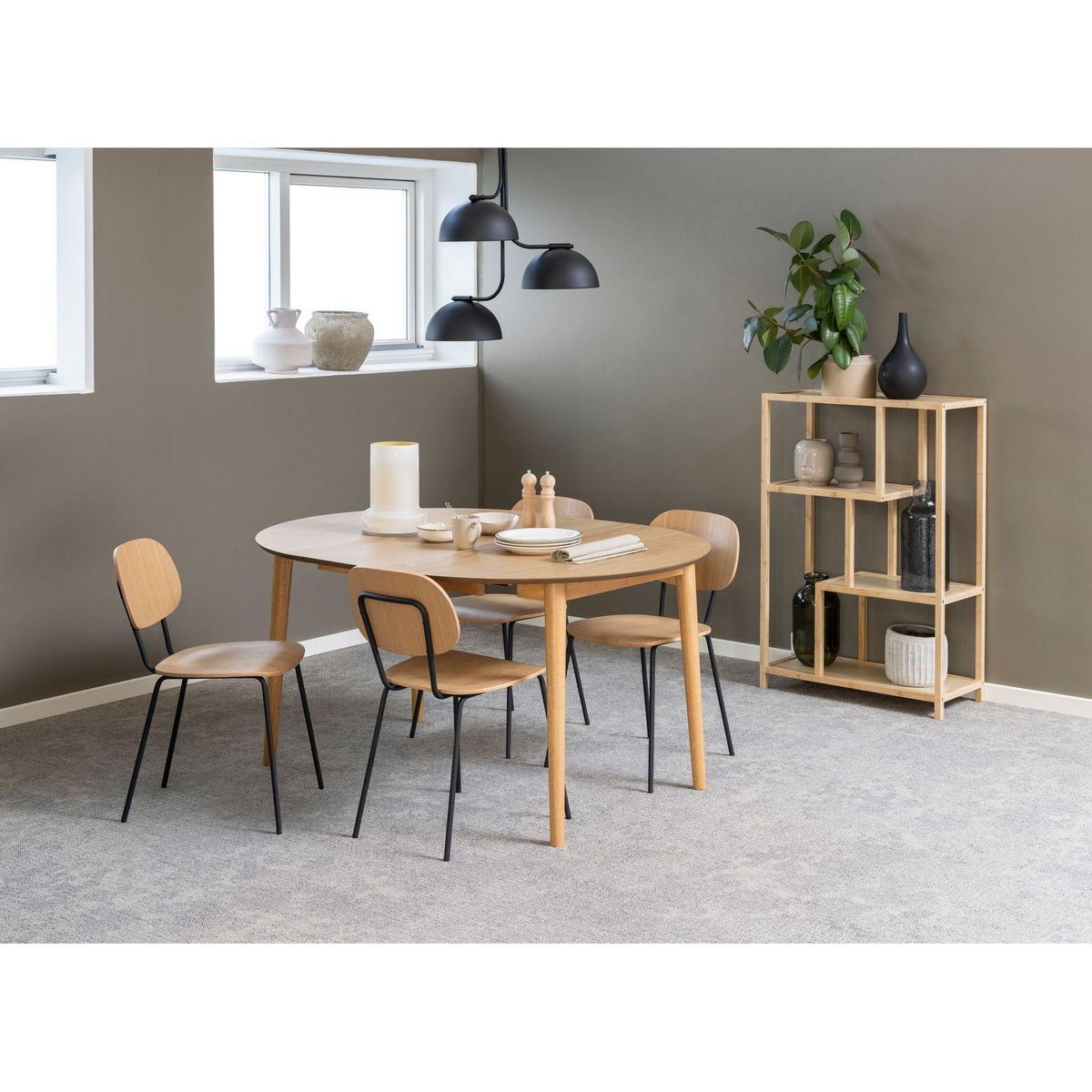 TOILINUX Lot de 2 chaises Daphné en bois et métal - Beige et noir