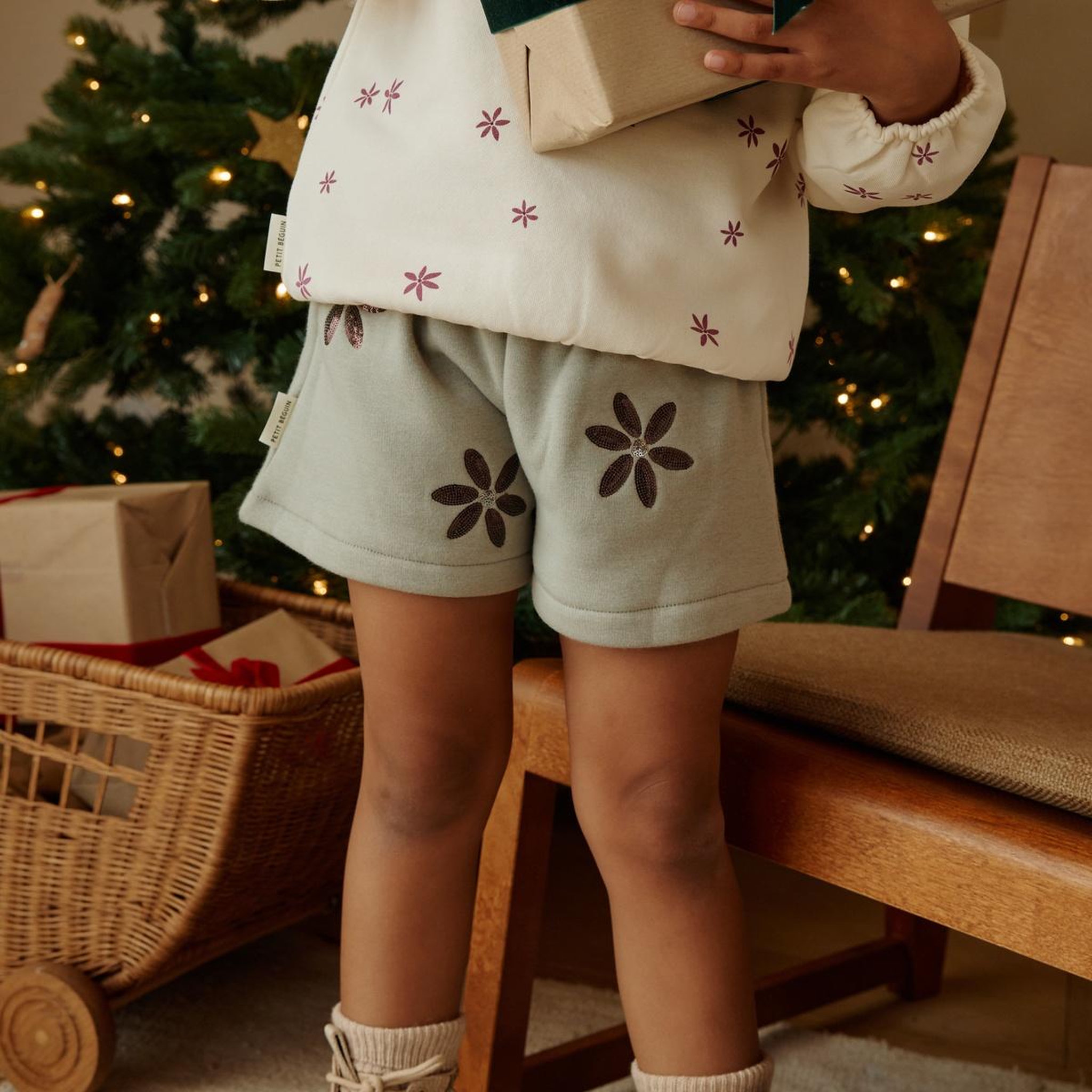 Voir la diapositive 4 : PETIT BEGUIN Short enfant en molleton Misti