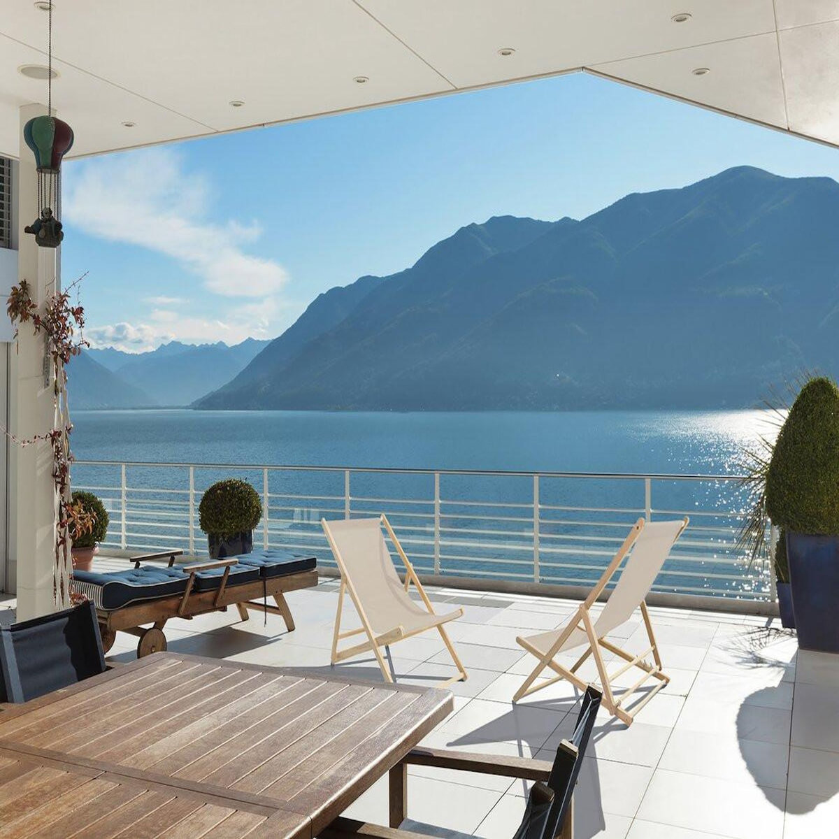 Habitat et Jardin Lot de 2 transats en bois  Chilienne  - 107 x 56.5 x 81 cm - Ecru