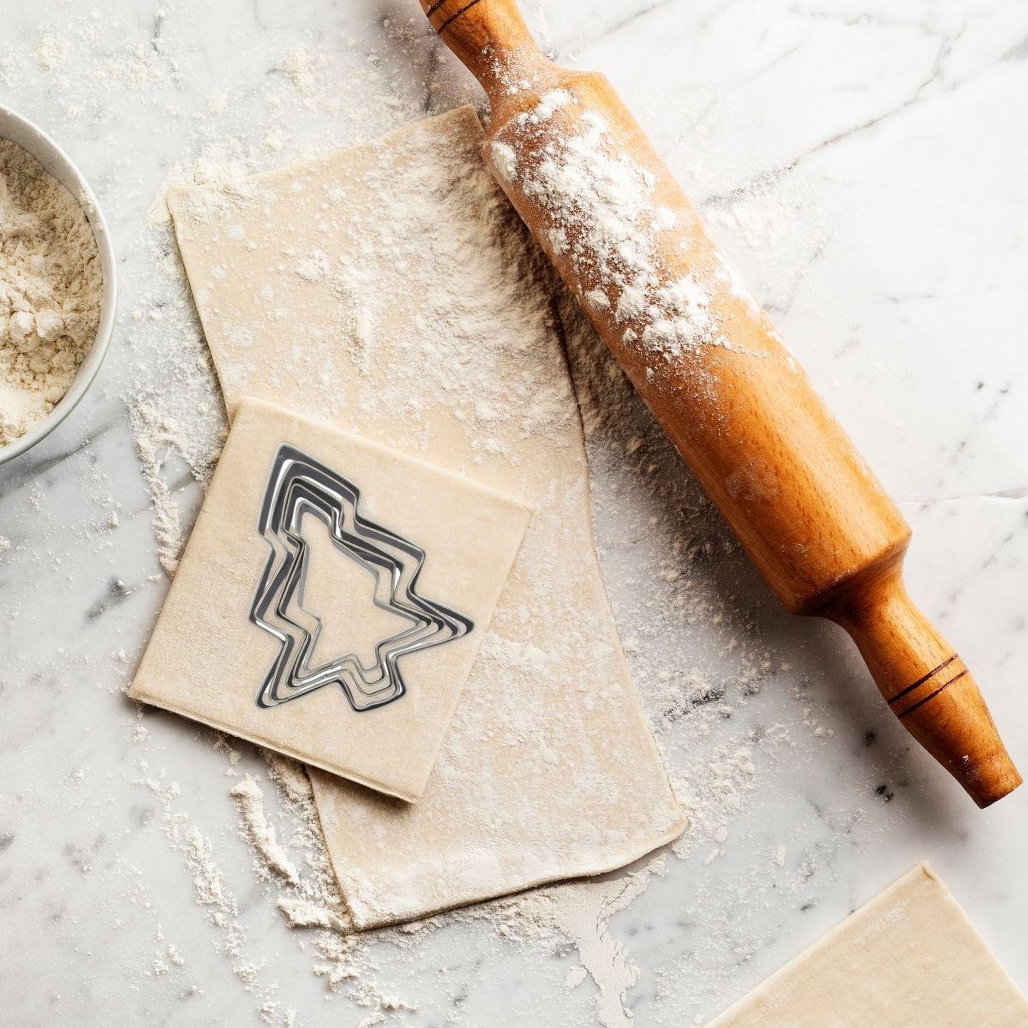 Voir la diapositive 6 : ZENKER Ensemble avec plaque à pâtisserie extensible et 10 emporte-pièces zenker
