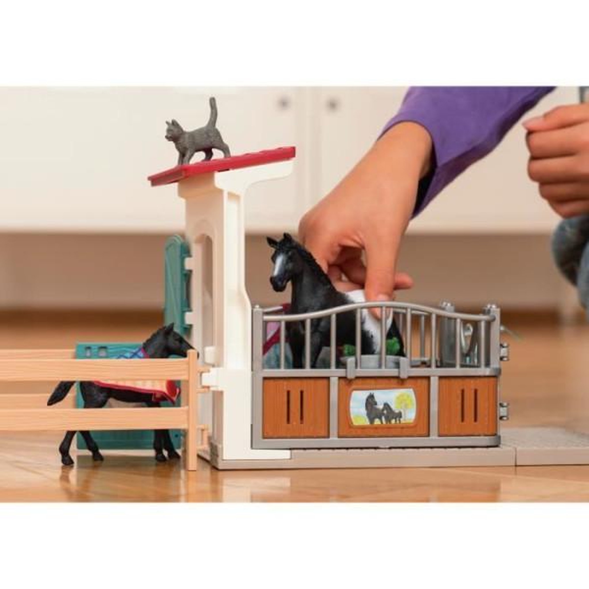 Voir la diapositive 3 : Schleich Box pour cheval avec jument et poulain, coffret schleich avec 34 éléments inclus dont 2 chevaux schleich, coffret figurines po