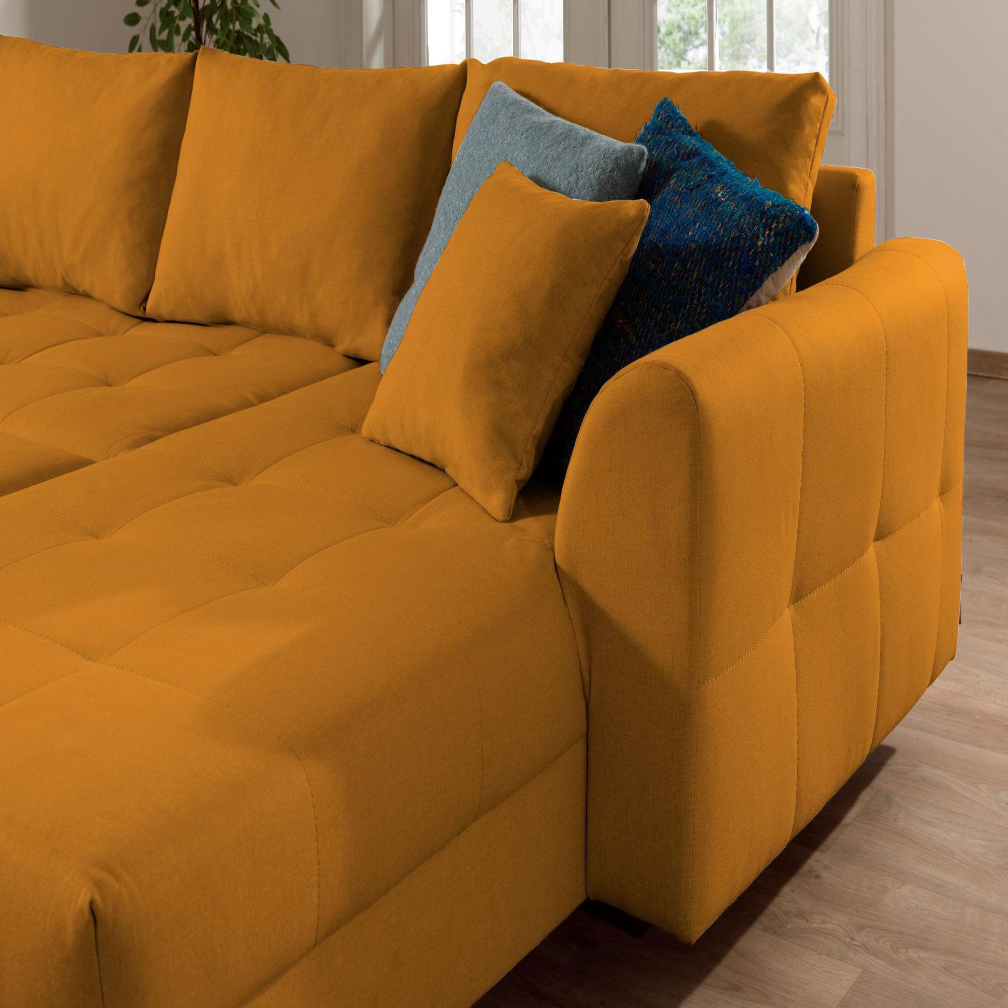 Voir la diapositive 5 : LISA DESIGN Rune - canapé panoramique avec pouf d'appoint - 7 places - style scandinave - gauche