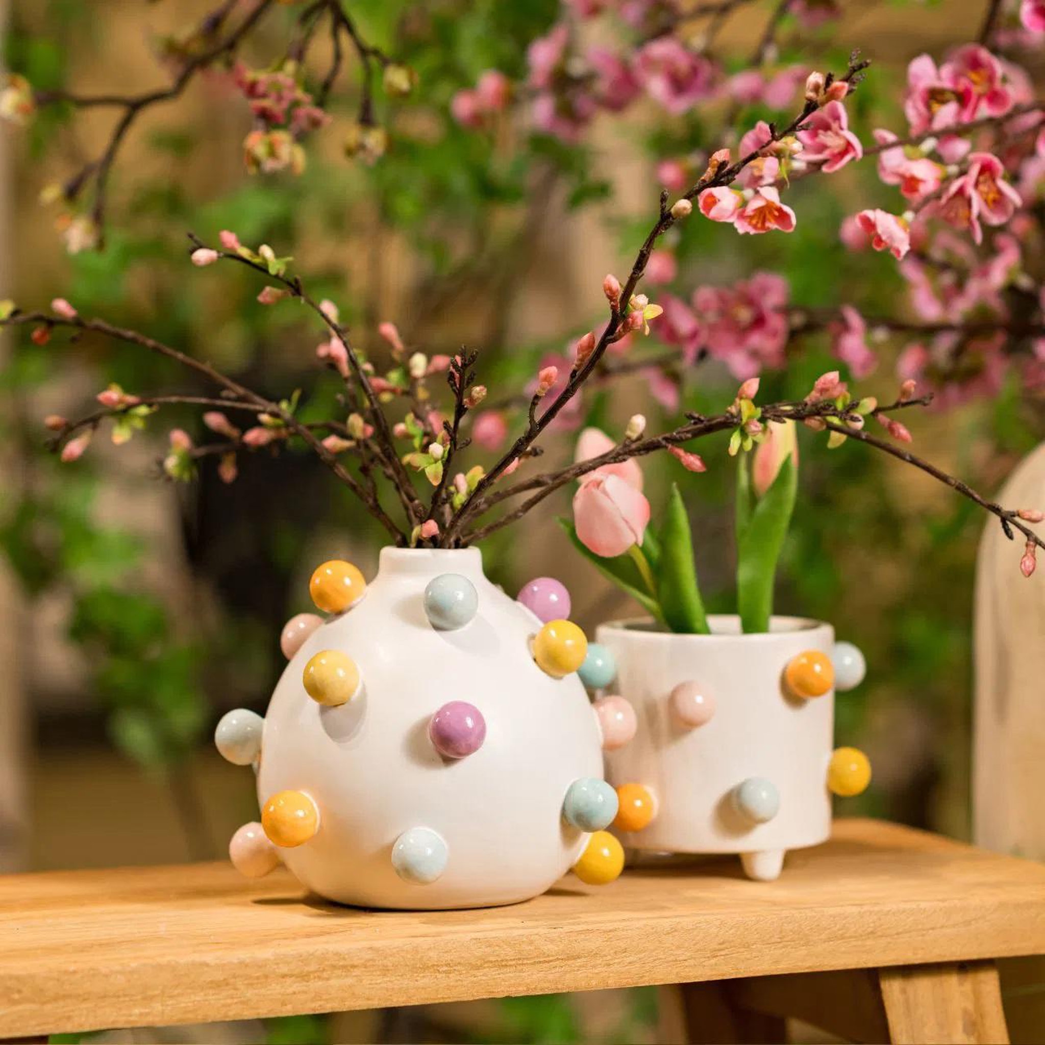 Voir la diapositive 2 : Eden Pot de fleurs a pois multicolores en céramique