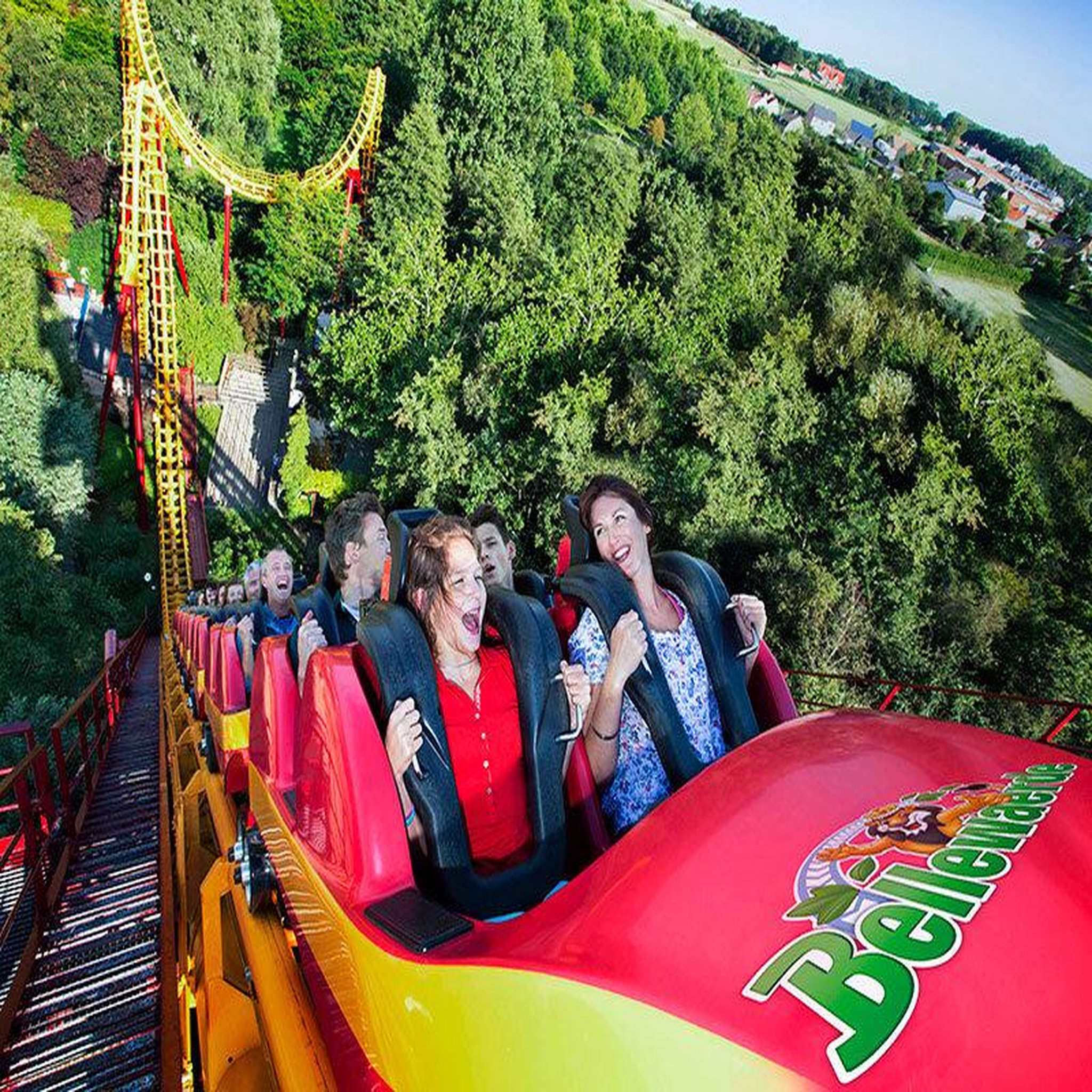 Voir la diapositive 3 : Smartbox Entrée au Parc Bellewaerde en 2024 pour 1 adulte et 1 enfant - Coffret Cadeau Sport & Aventure