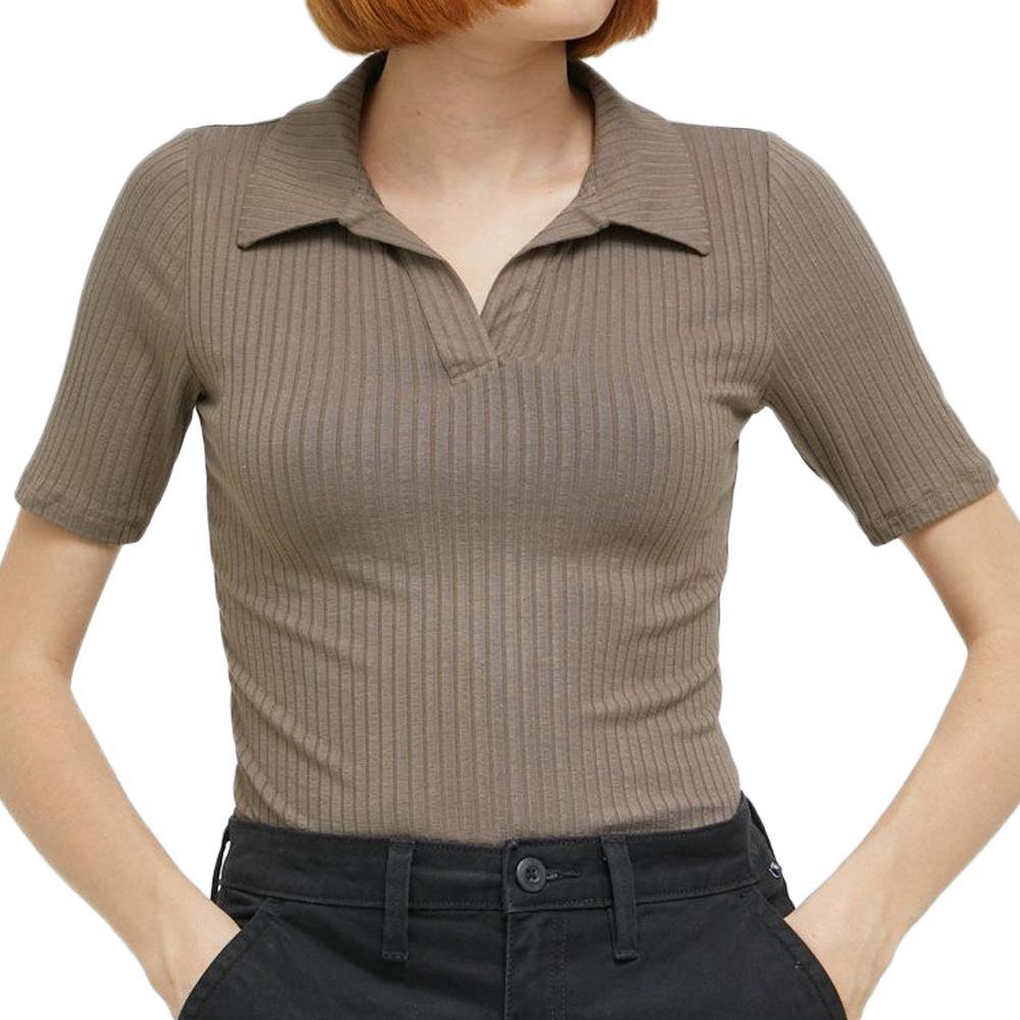 JACQUELINE DE YONG Polo  Femme JDY Fransiska. Coloris disponibles : Marron