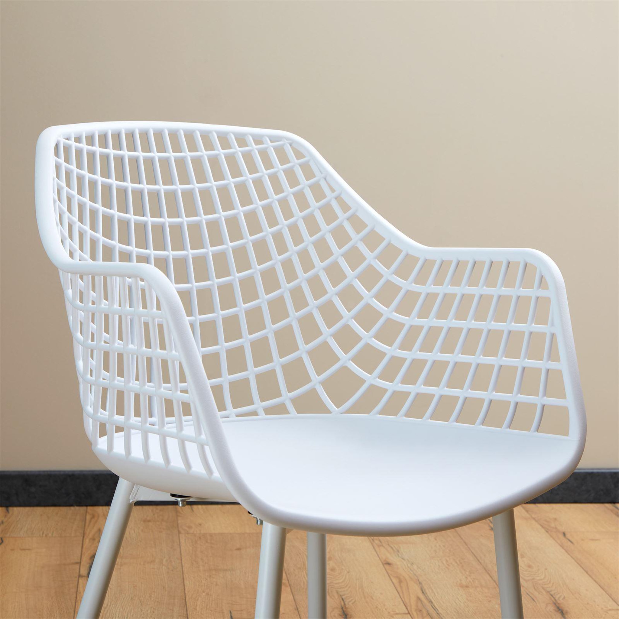 Voir la diapositive 6 : IDIMEX Lot de 4 chaises LUCIA, en plastique