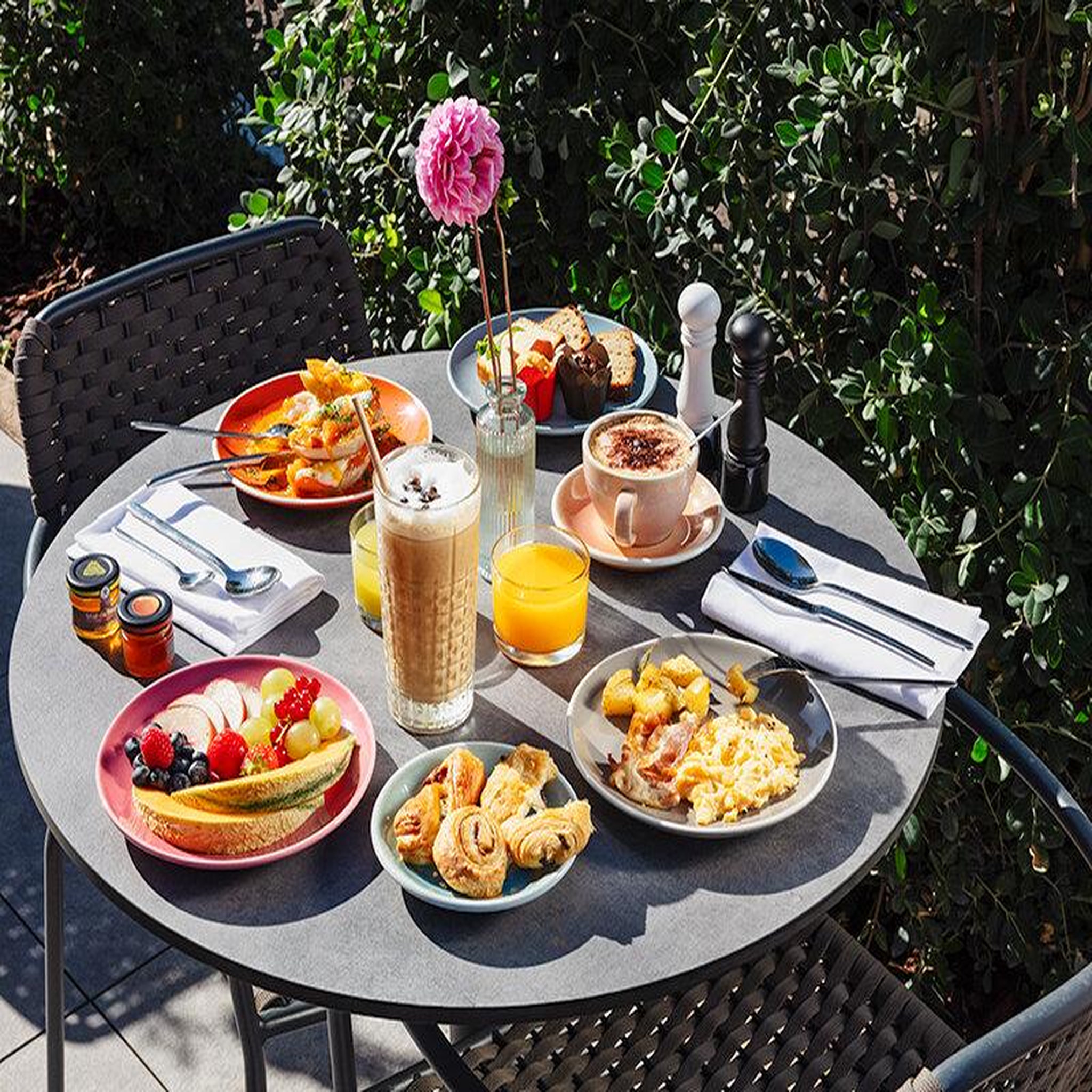 Voir la diapositive 3 : Smartbox 2 jours en hôtel 4* à antibes avec cocktail de bienvenue - coffret cadeau séjour