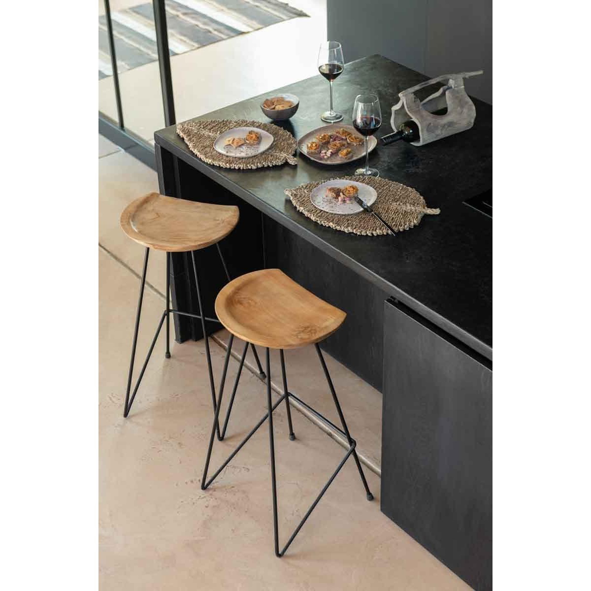 Voir la diapositive 2 : J-LINE Support pour plantes en bois  valeria  33cm naturel