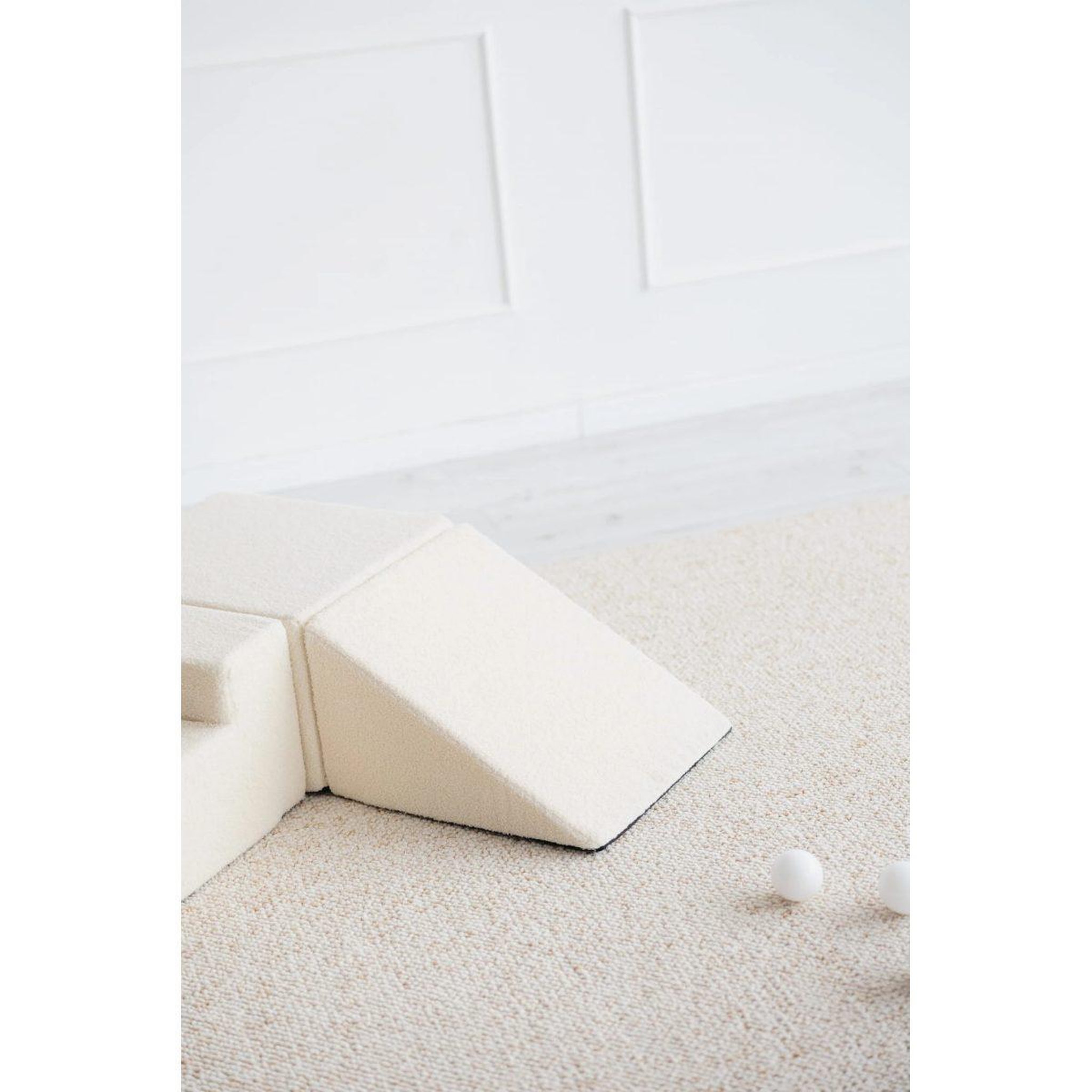 Voir la diapositive 3 : MONIO FOR KIDS Parcours de motricité 3 modules en mousse — Crème