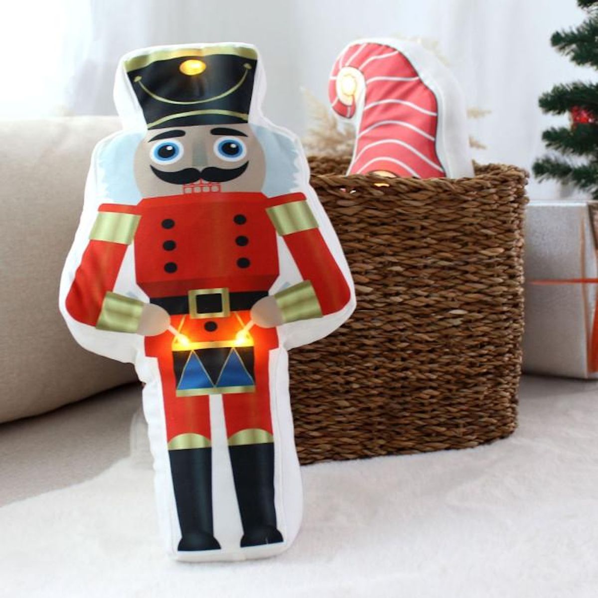 Paris Prix Coussin Déco de Noël 3D LED  Casse-Noisette  40cm Multicolore