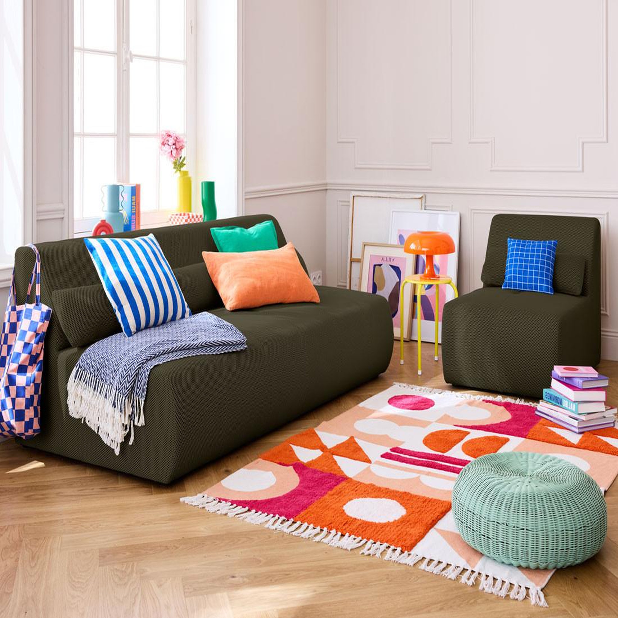 Voir la diapositive 1 : LISA DESIGN Onyx - canapé droit 3 places - en tissu mailles 3d