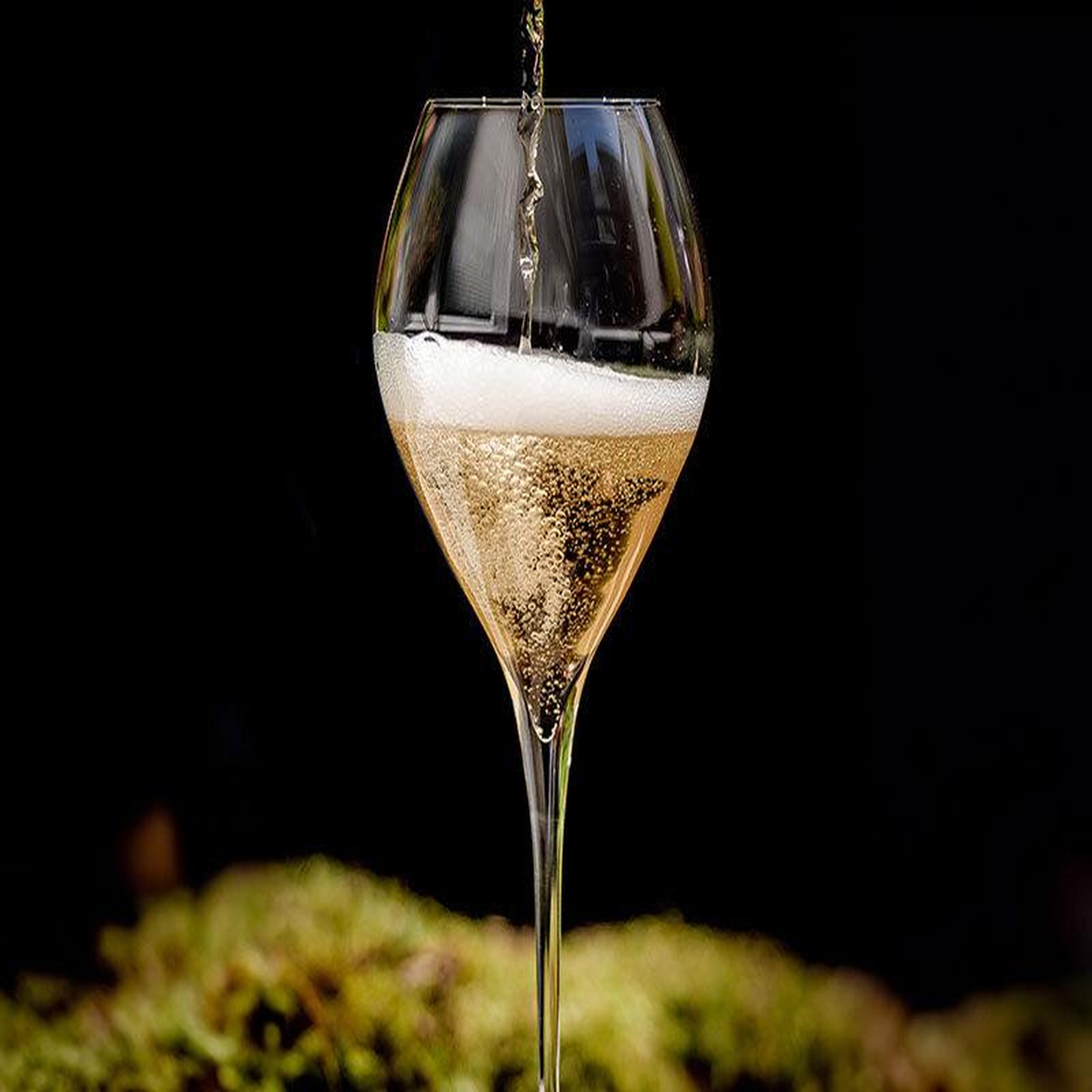 Voir la diapositive 4 : Smartbox Coffret de 2 bouteilles d'exception de champagne Lanson - Coffret Cadeau Gastronomie