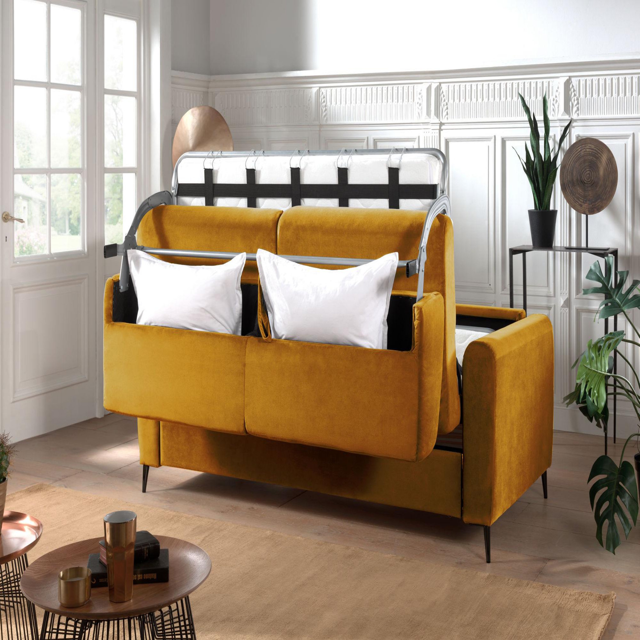 Voir la diapositive 4 : LISA DESIGN Owen - canapé 3 places convertible express couchage quotidien 140 cm matelas 12 cm en velours