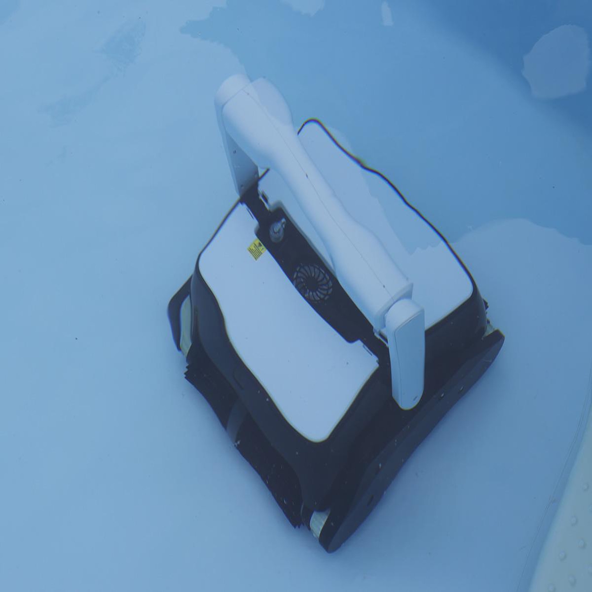 Voir la diapositive 5 : Ubbink Robot de piscine sans fil robotclean accu xl pro - ubbink
