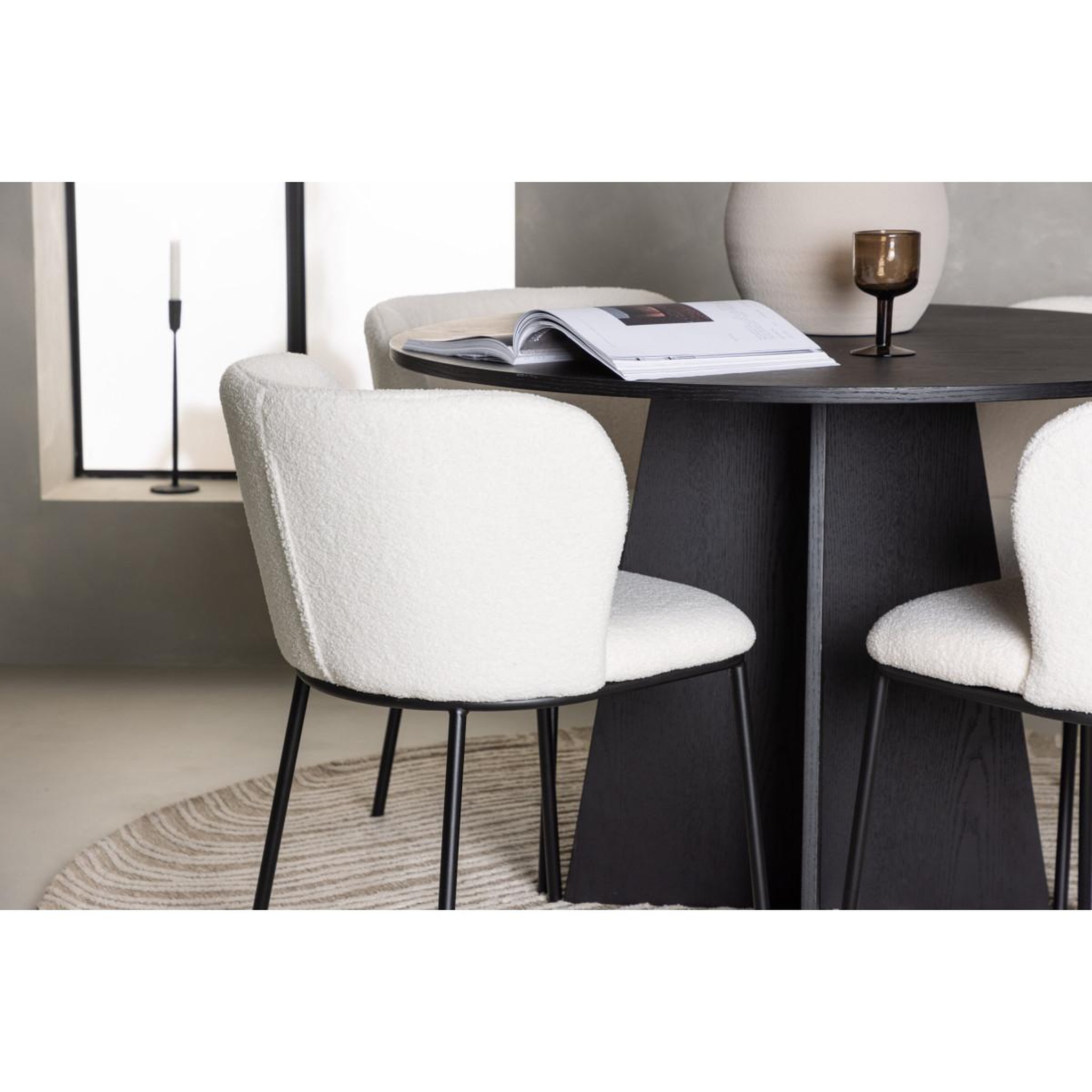Voir la diapositive 5 : Paris Prix Ensemble table à manger & 4 chaises  bootcut & edina  110cm noir & blanc