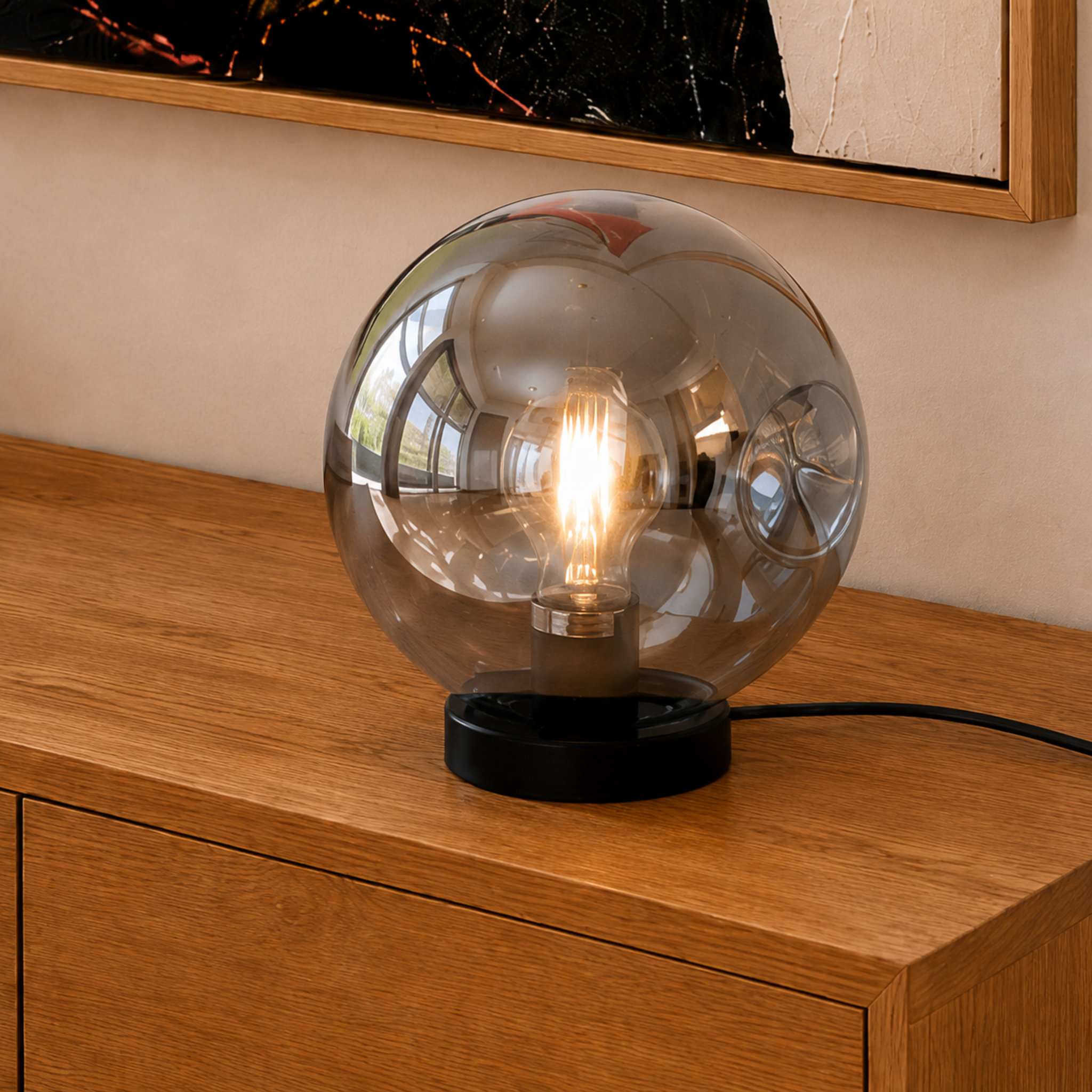 Voir la diapositive 2 : MAISON PAVANE Lampe à poser chrome en verre et métal  -Brume
