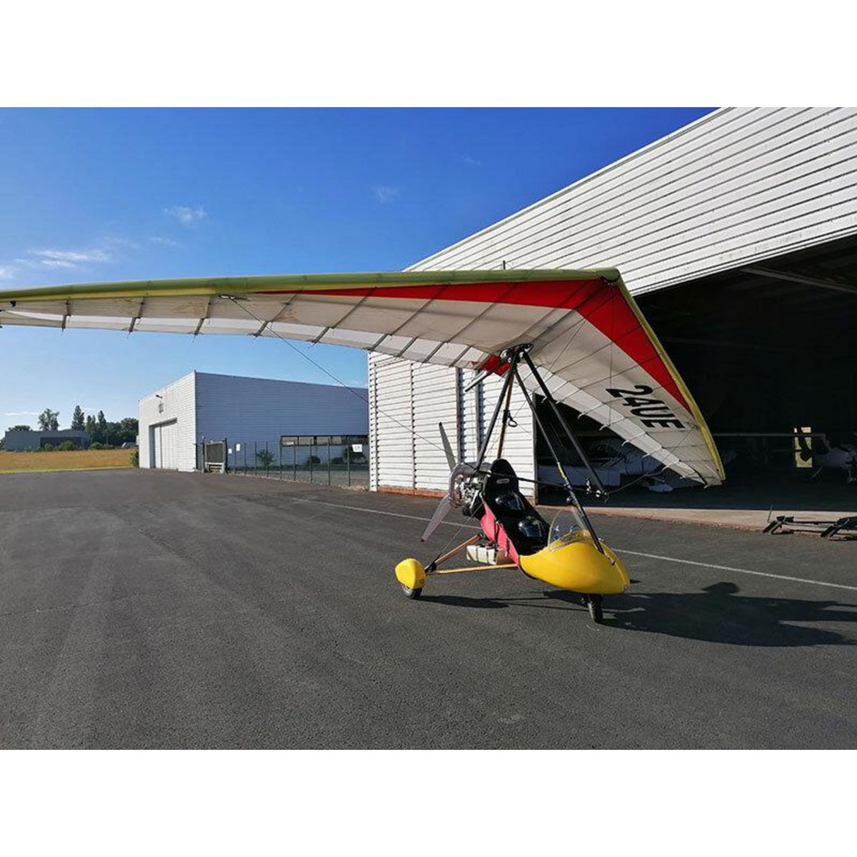 Smartbox Vol en ULM pendulaire d'1h près de Périgueux - Coffret Cadeau Sport & Aventure