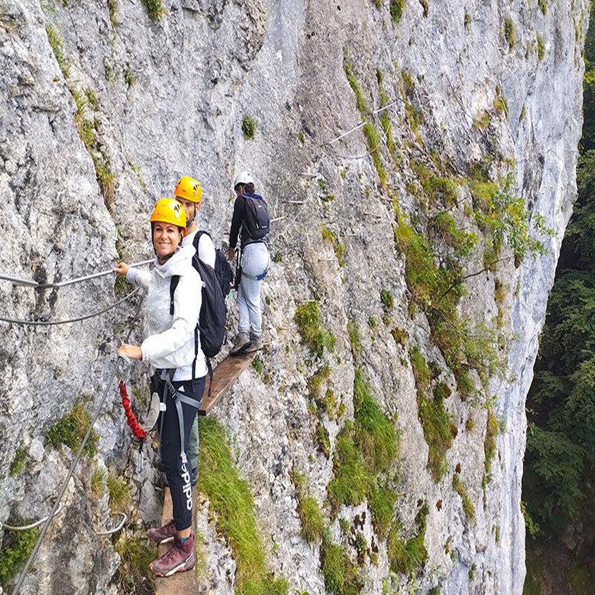 Voir la diapositive 3 : Smartbox Parcours via ferrata de la tour du jallouvre près de megève pour 2 confirmés - coffret cadeau sport & aventure