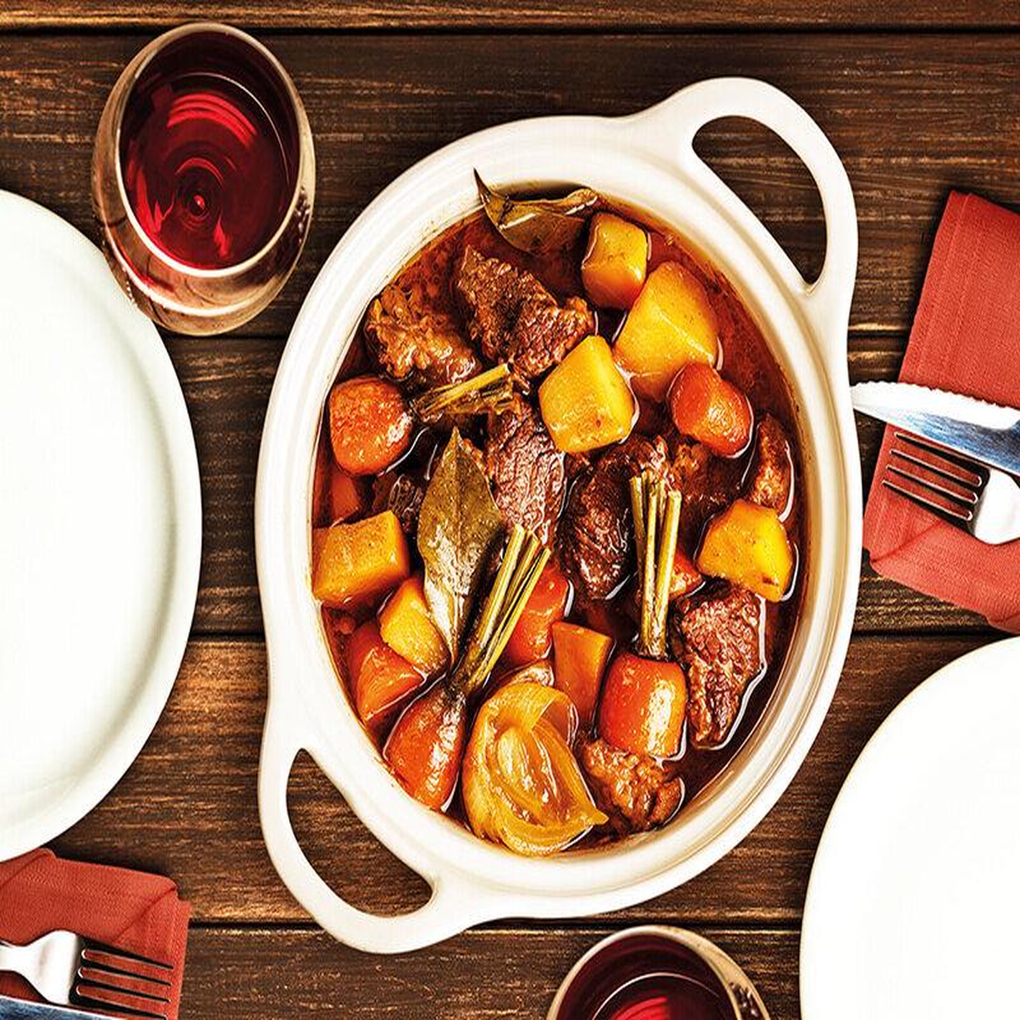 Voir la diapositive 2 : Smartbox Repas gourmands à bordeaux - coffret cadeau gastronomie