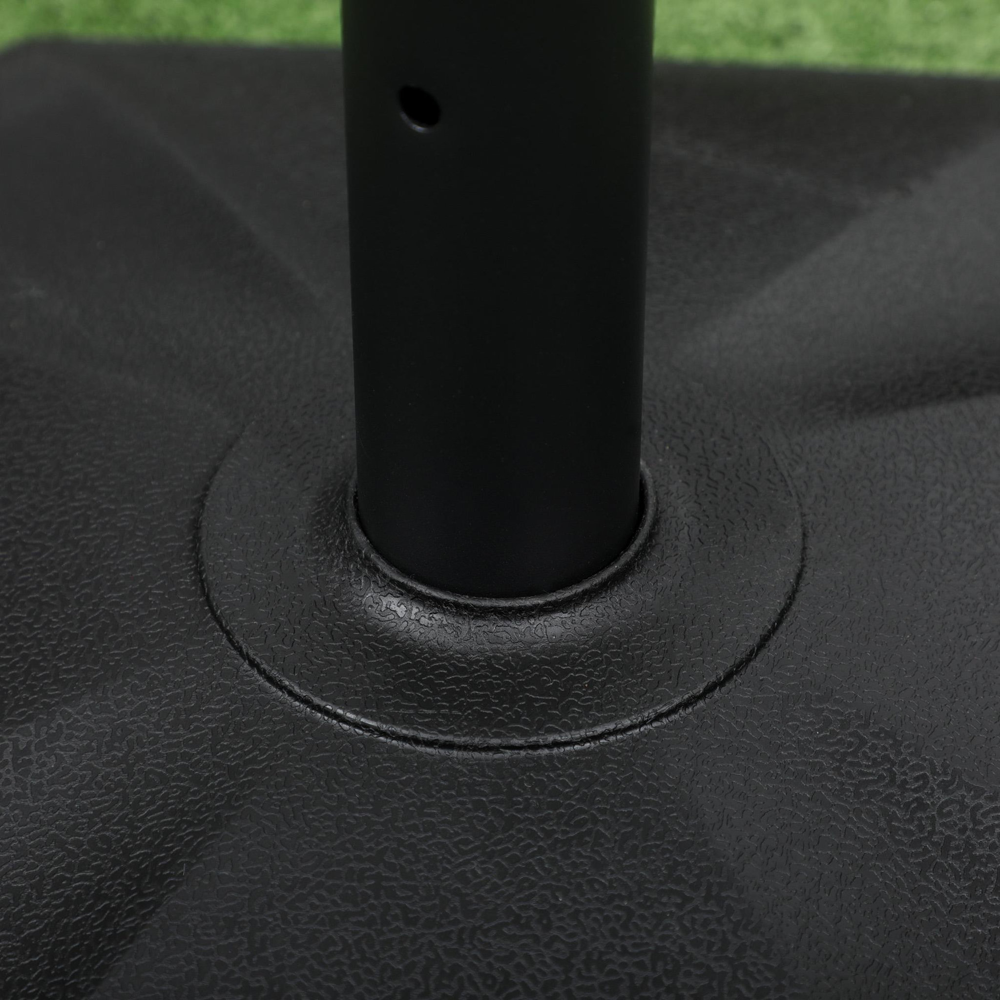 Voir la diapositive 4 : OUTSUNNY Pied de parasol base de parasol support parasol en polyéthylène pour mât Ø 32, 34 et 38 mm - 46 x 46 x 39 cm noir