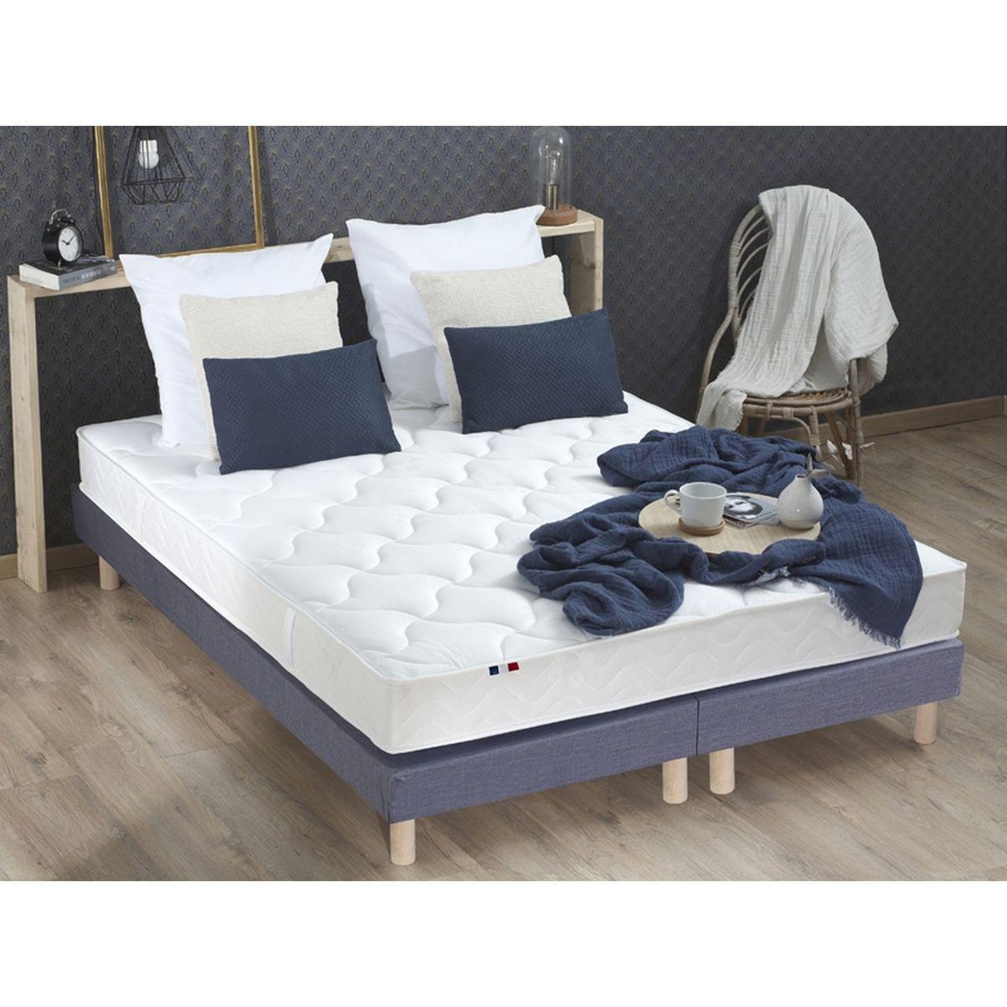 Voir la diapositive 1 : Matelas Mousse ferme réversible 160 x 200 cm ALTO