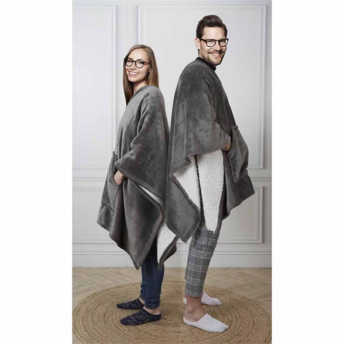 Paris Prix Plaid Déco  Poncho  130x170cm Gris