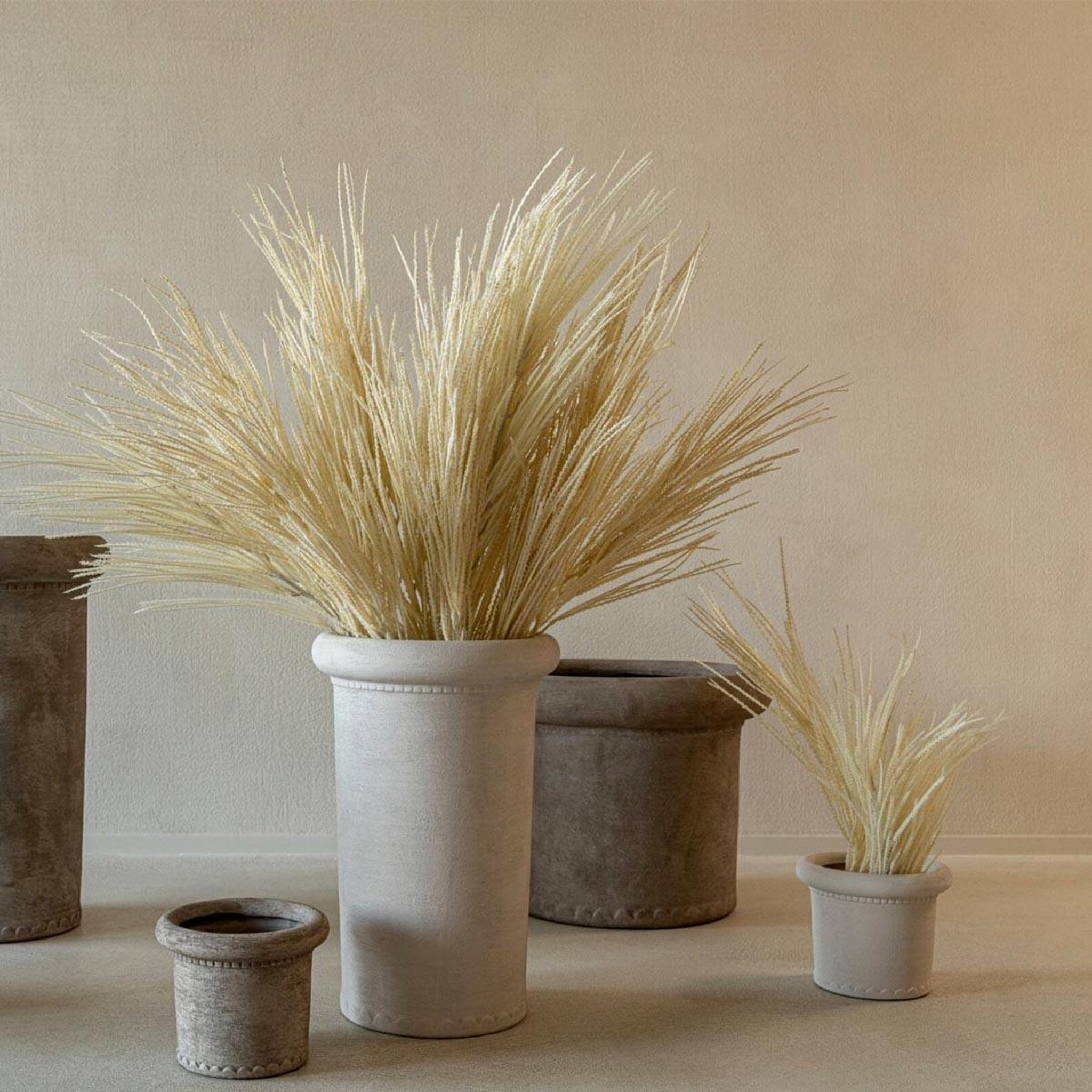 Voir la diapositive 2 : J-LINE Cache-pot en grès  fabio  25cm blanc