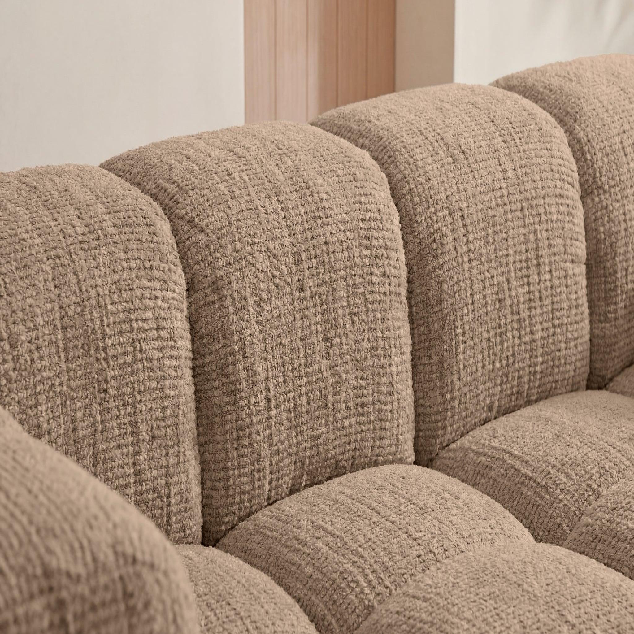 Voir la diapositive 5 : CASANOVA PARIS Gustave - canapé droit tissu chenille 2 places