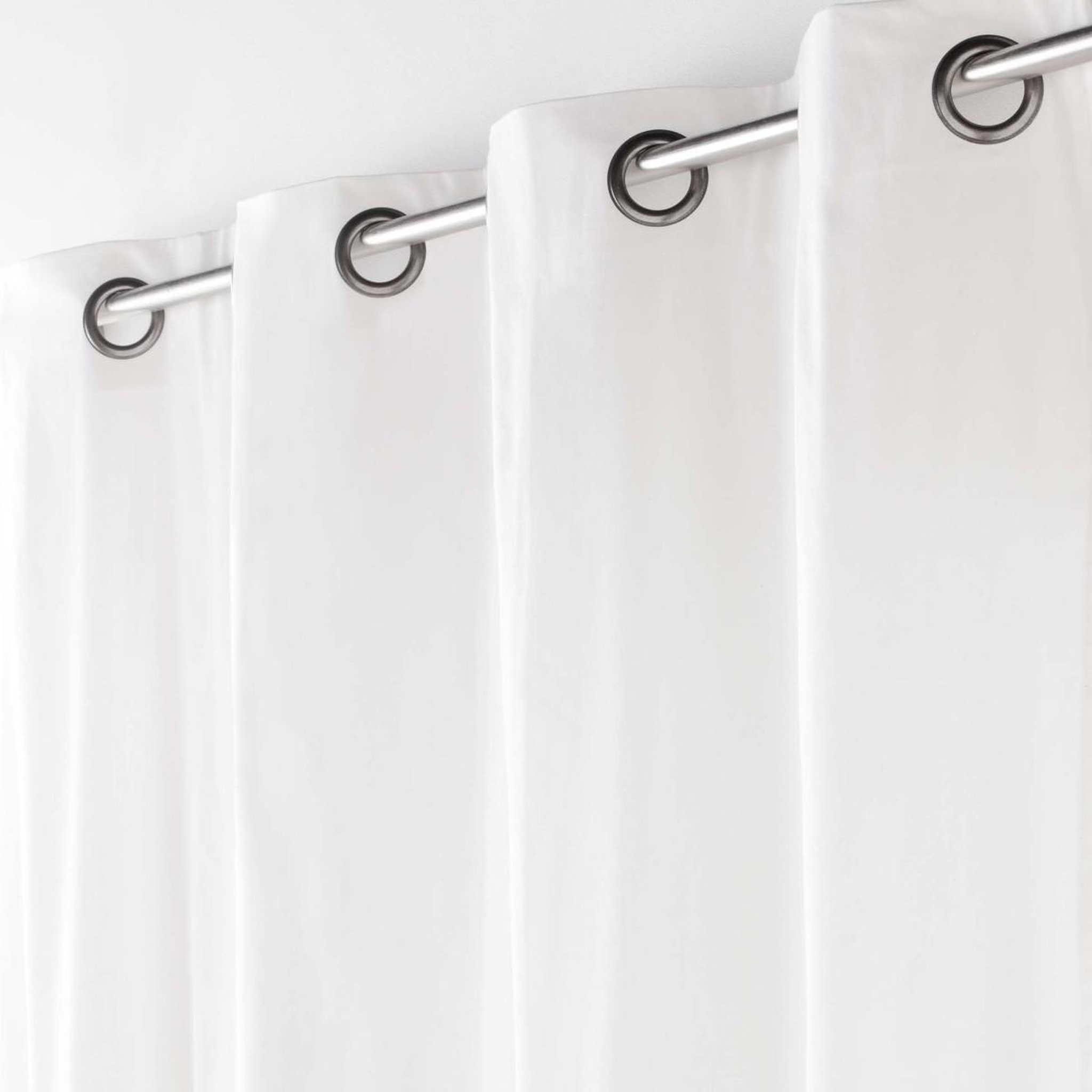 Voir la diapositive 2 : Douceur d'Intérieur Rideau à œillets  twily  135x260cm blanc