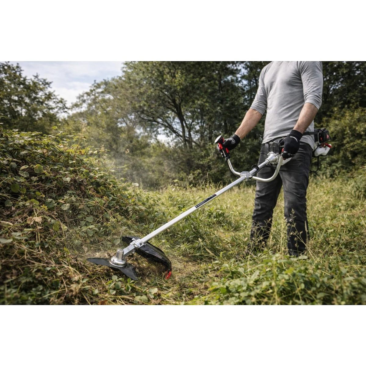 BY TONINO LAMBORGHINI GARDEN MACHINERY Débroussailleuse thermique 2en1 52cc 2.5CV 2T - Fil nylon 420mm + Lame 3 dents Coupe Herbe dense, Ronces Jardin Lamborghini