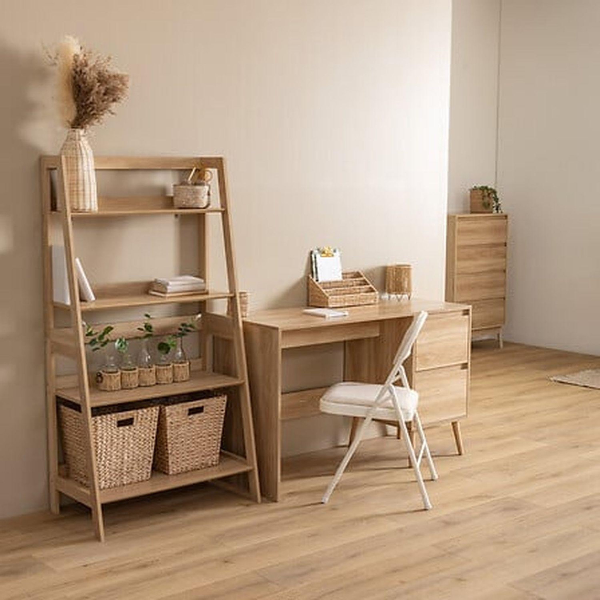 Voir la diapositive 2 : FIVE Bureau 2 tiroirs effet bois abana - beige