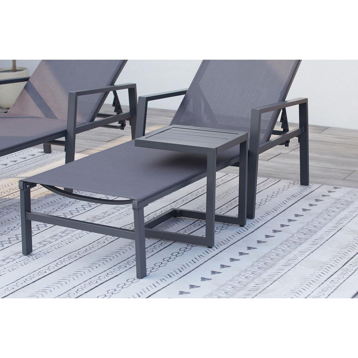 CONCEPT USINE Lot de 2 transats et une table d'appoint gris BARI