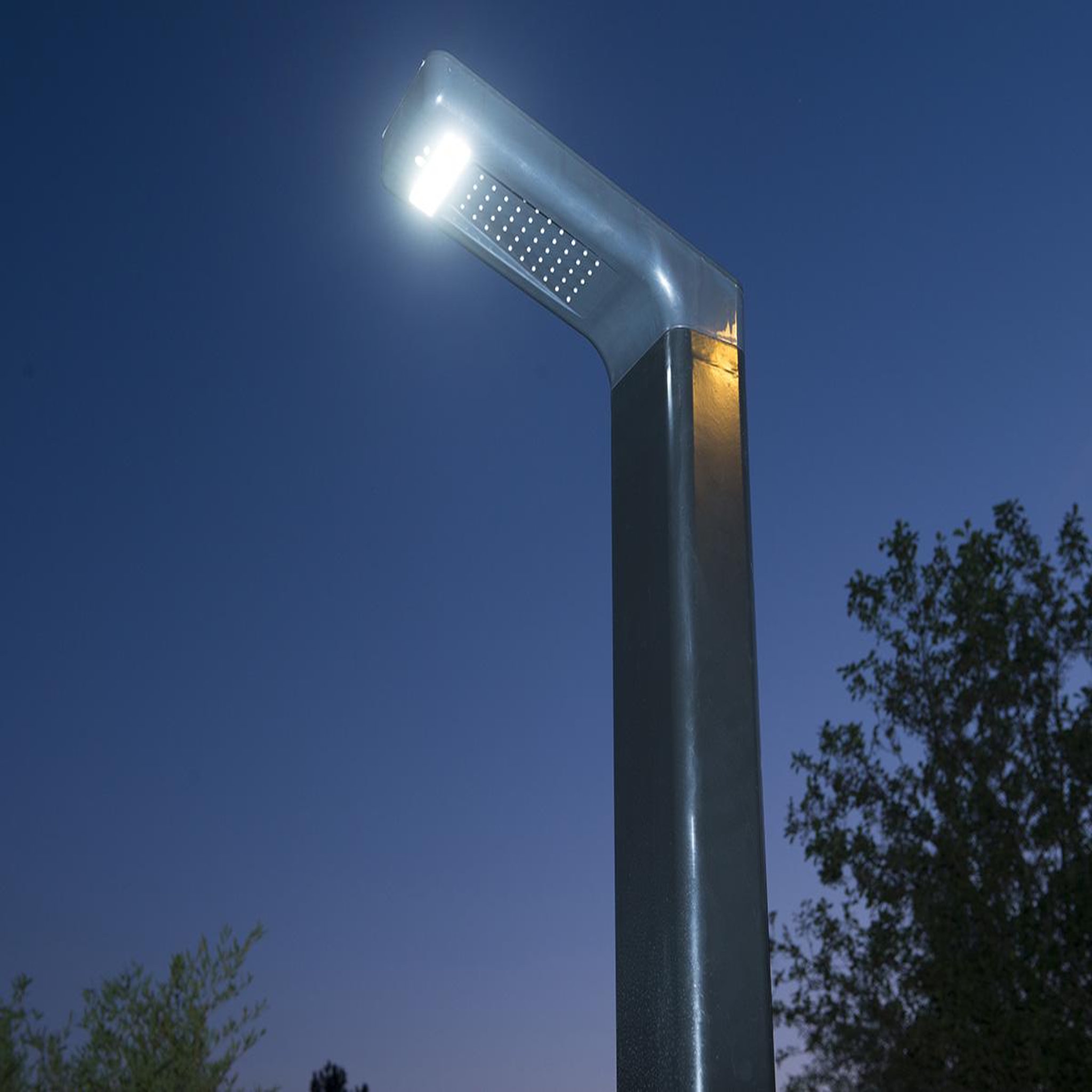 Voir la diapositive 4 : Ubbink Douche solaire 35 L Solaris Premium LED - Ubbink