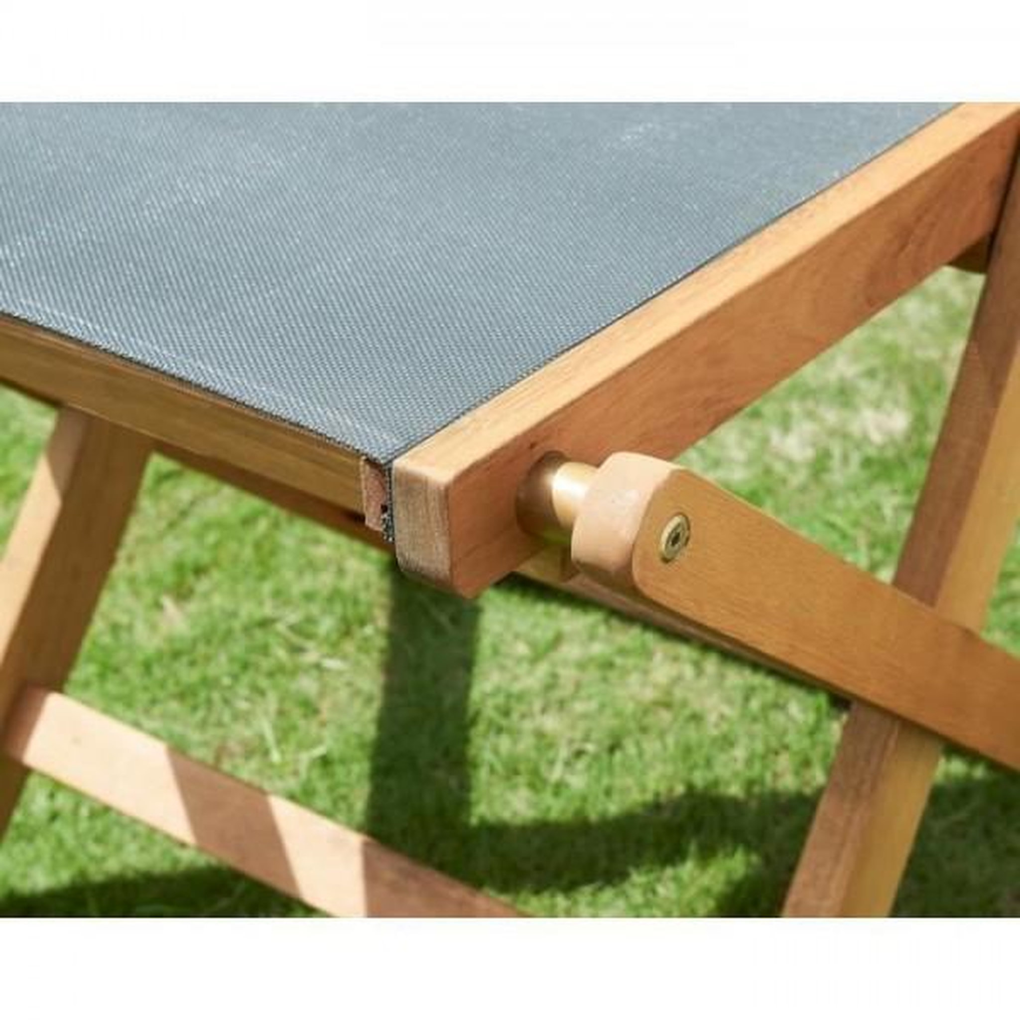 Voir la diapositive 4 : MARKET24 Lot de 4 chaises de jardin en bois d'acacia FSC et assise textilene - 50 x 57 x 90 cm - Gris