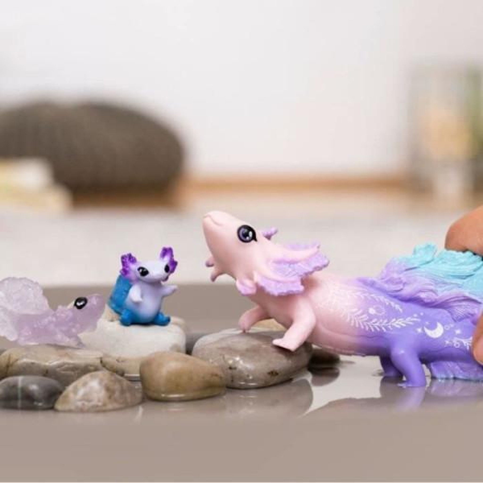 Voir la diapositive 3 : Schleich Figurine Animaux Marins - Coffret avec Salamandre Axolotl - Assortiment de 3 Jouets Schleich avec Maman et Bébé Axolotl - a of