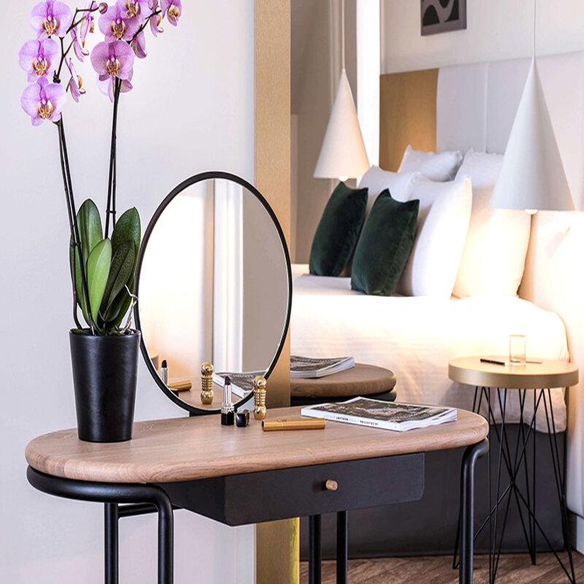 Voir la diapositive 5 : Smartbox 3 jours d'exception en chambre deluxe avec spa à l'hôtel 4* mgallery le louis versailles château - coffret cadeau séjour