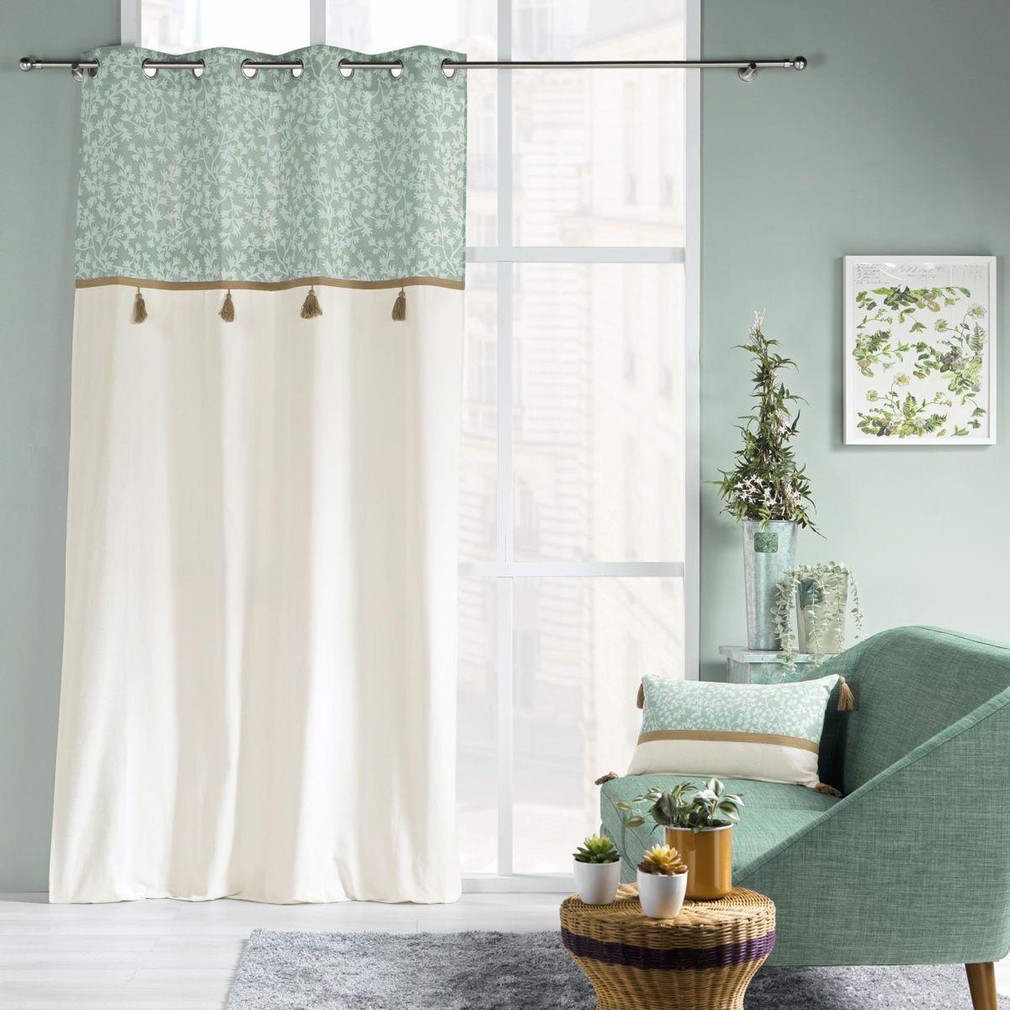 Voir la diapositive 4 : Douceur d'Intérieur Coussin déco pompons  vivoline  30x50cm vert