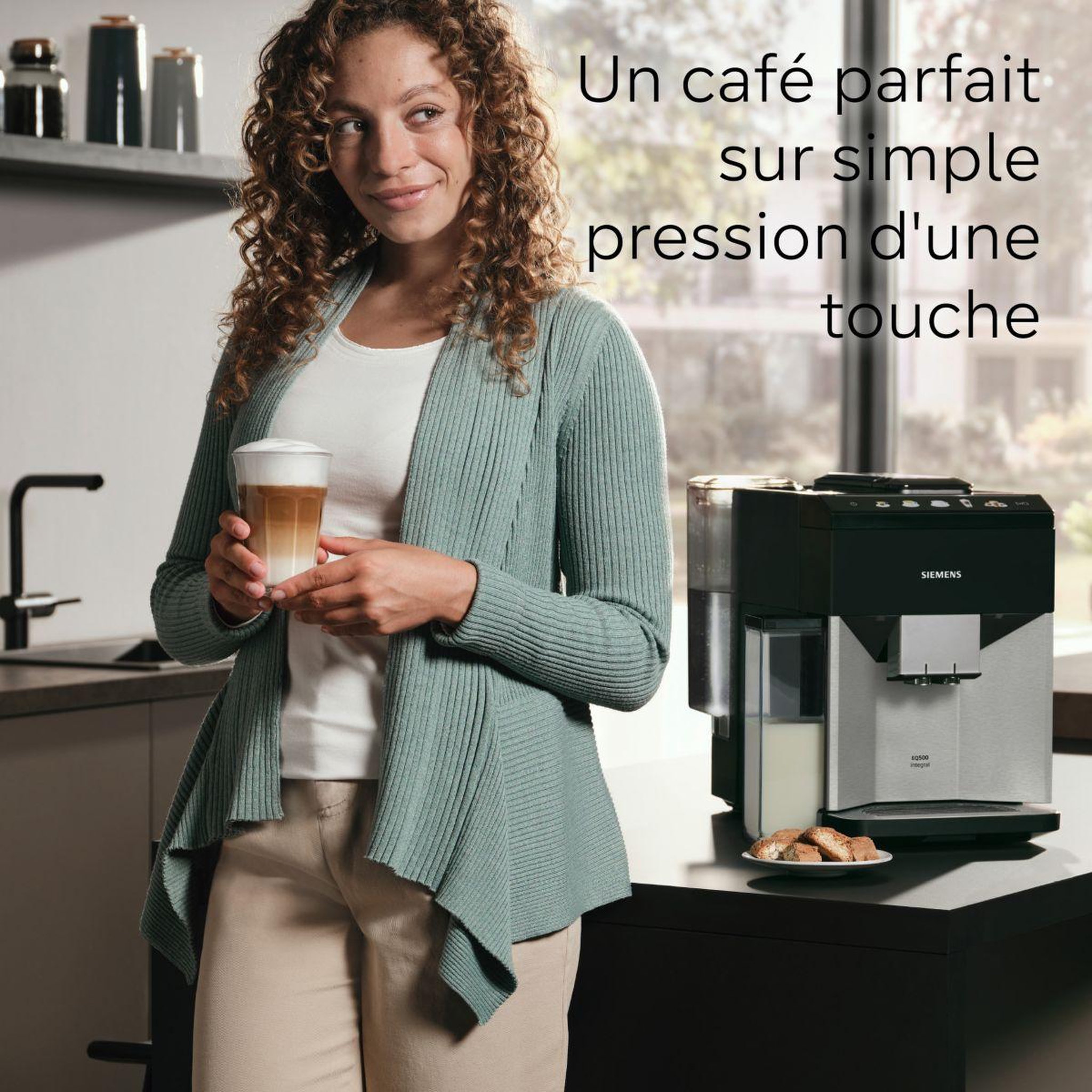 Voir la diapositive 2 : Siemens Expresso broyeur eq500 integral inox/noir lustré tq515r03