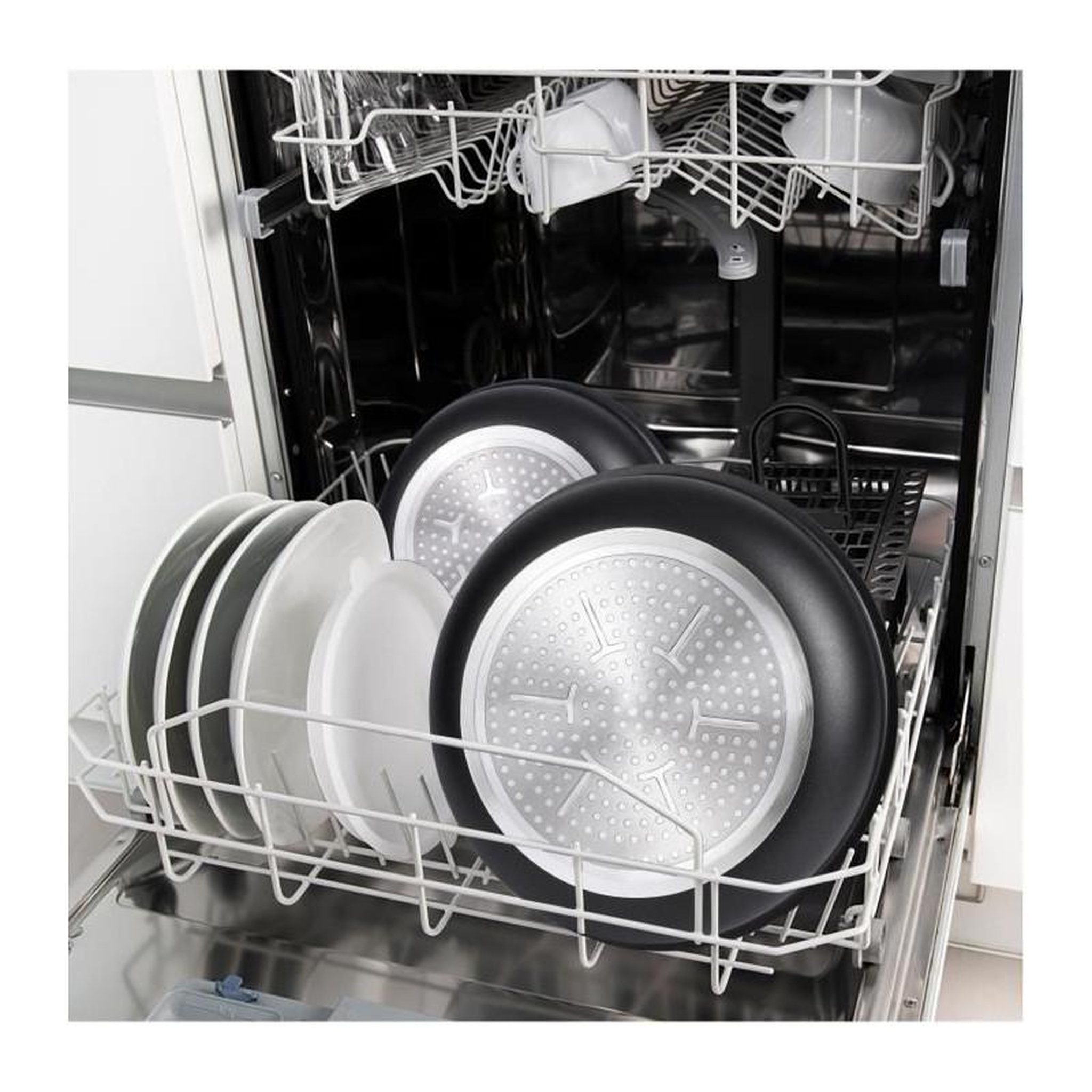Voir la diapositive 3 : Arthur Martin Batterie de cuisine 10 pieces Arthur Martin - Aluminium - Tous feux sauf induction - Noir