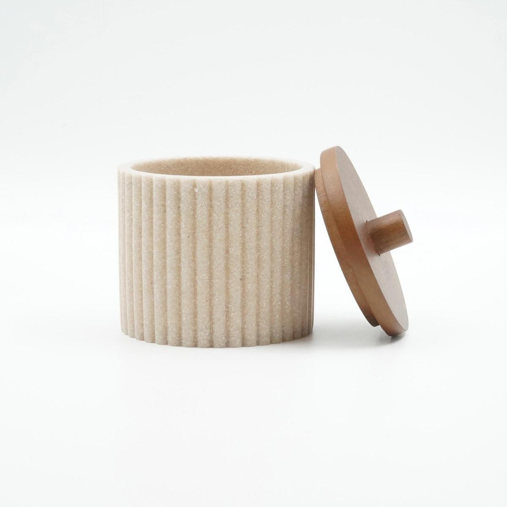 Voir la diapositive 3 : Douceur d'Intérieur Pot à cotons design  niagara  10cm naturel