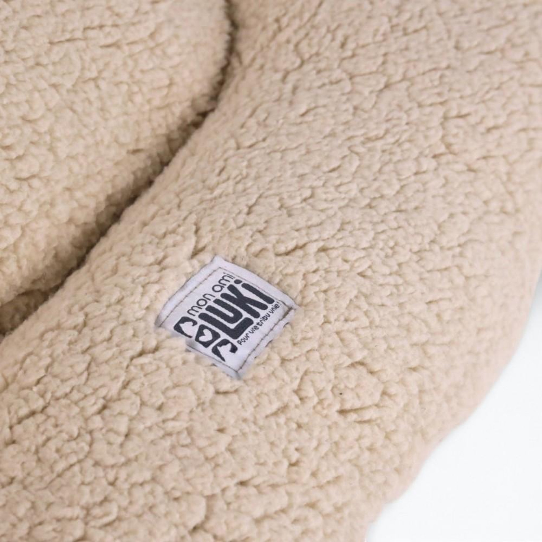 Voir la diapositive 4 : MON AMI LUKI Coussin ovale antidérapant tissus mouton pour chien