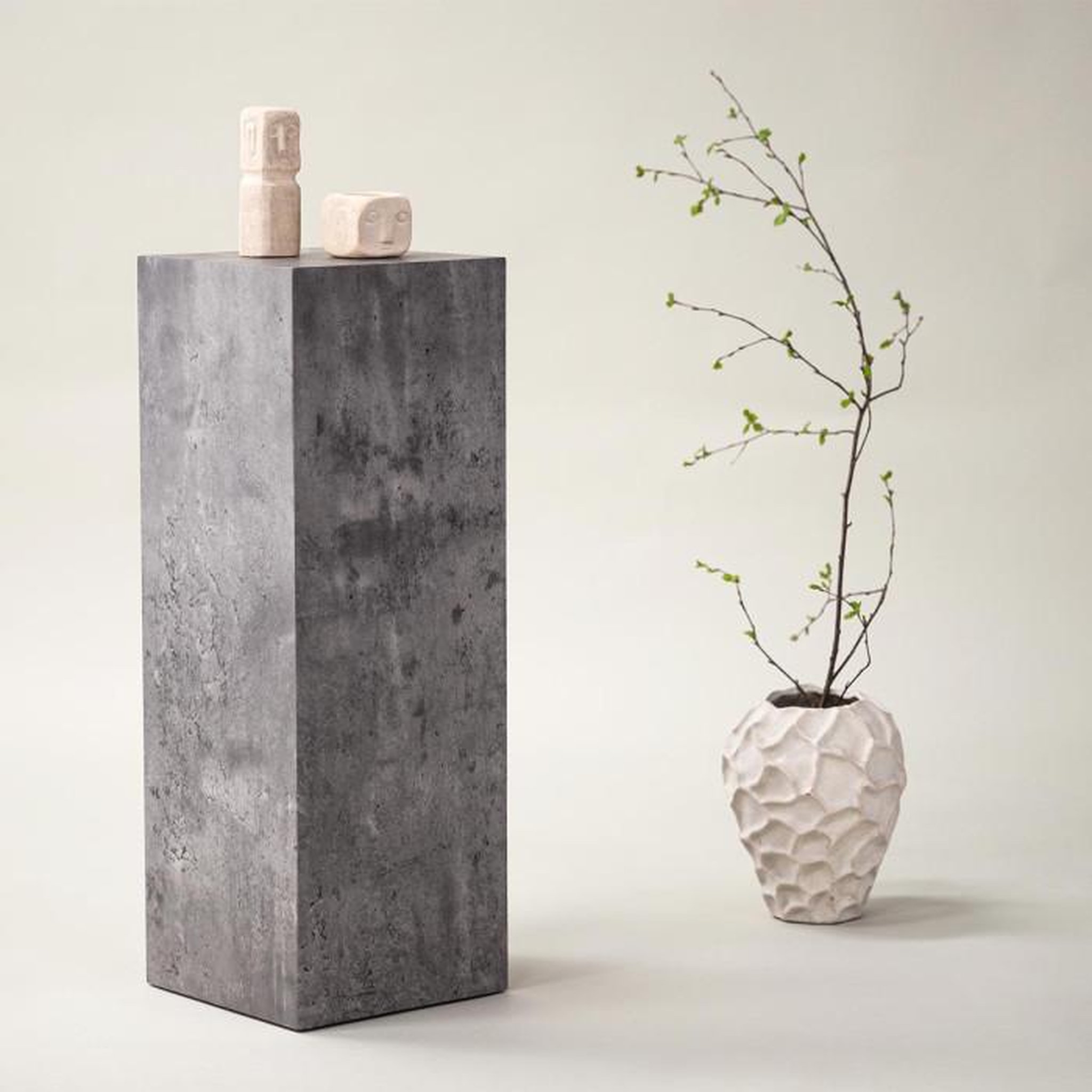 Voir la diapositive 4 : Paris Prix Sellette Décorative  Ramsvik  65cm Gris