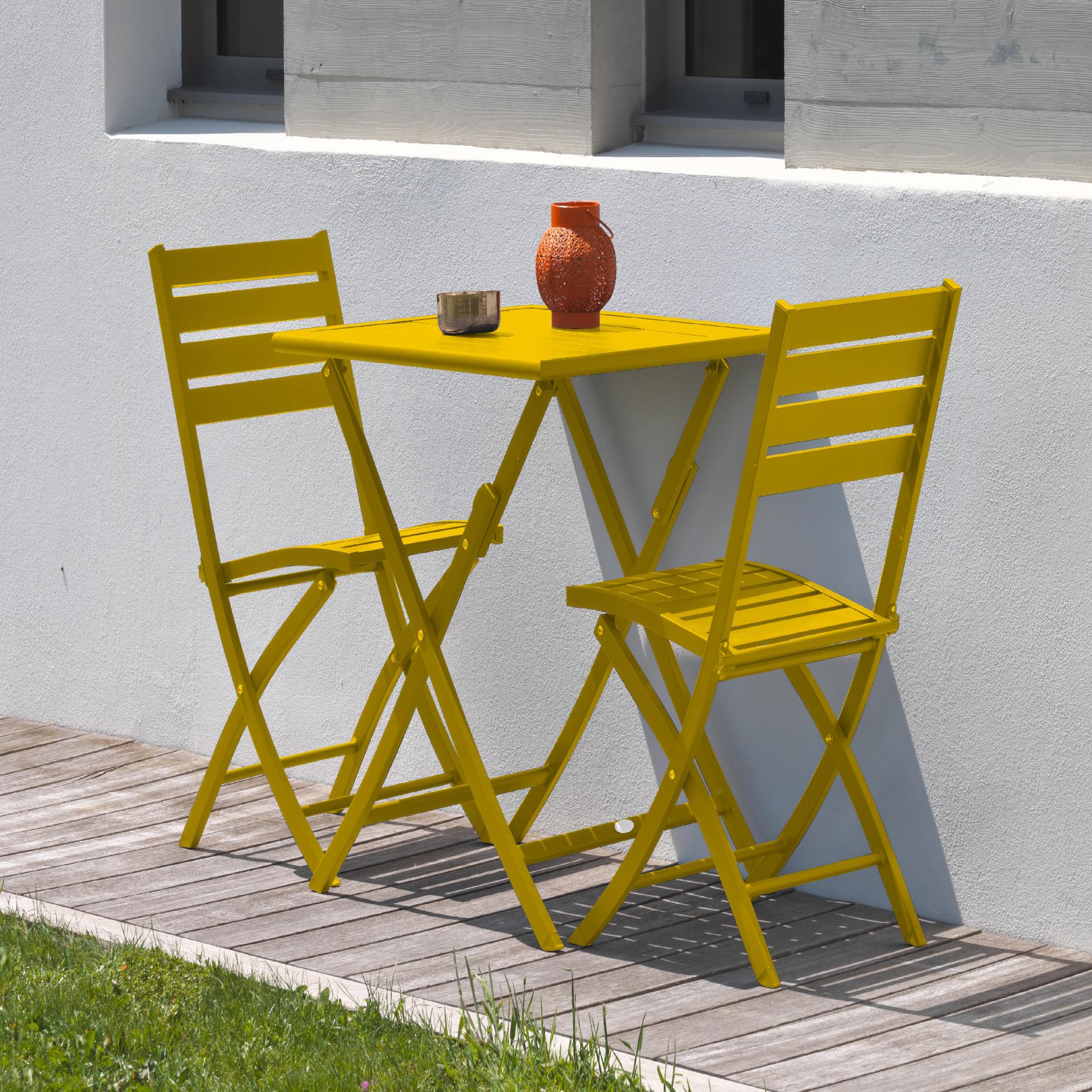 Voir la diapositive 2 : DCB GARDEN Ensemble repas de jardin carré en aluminium (2 places)